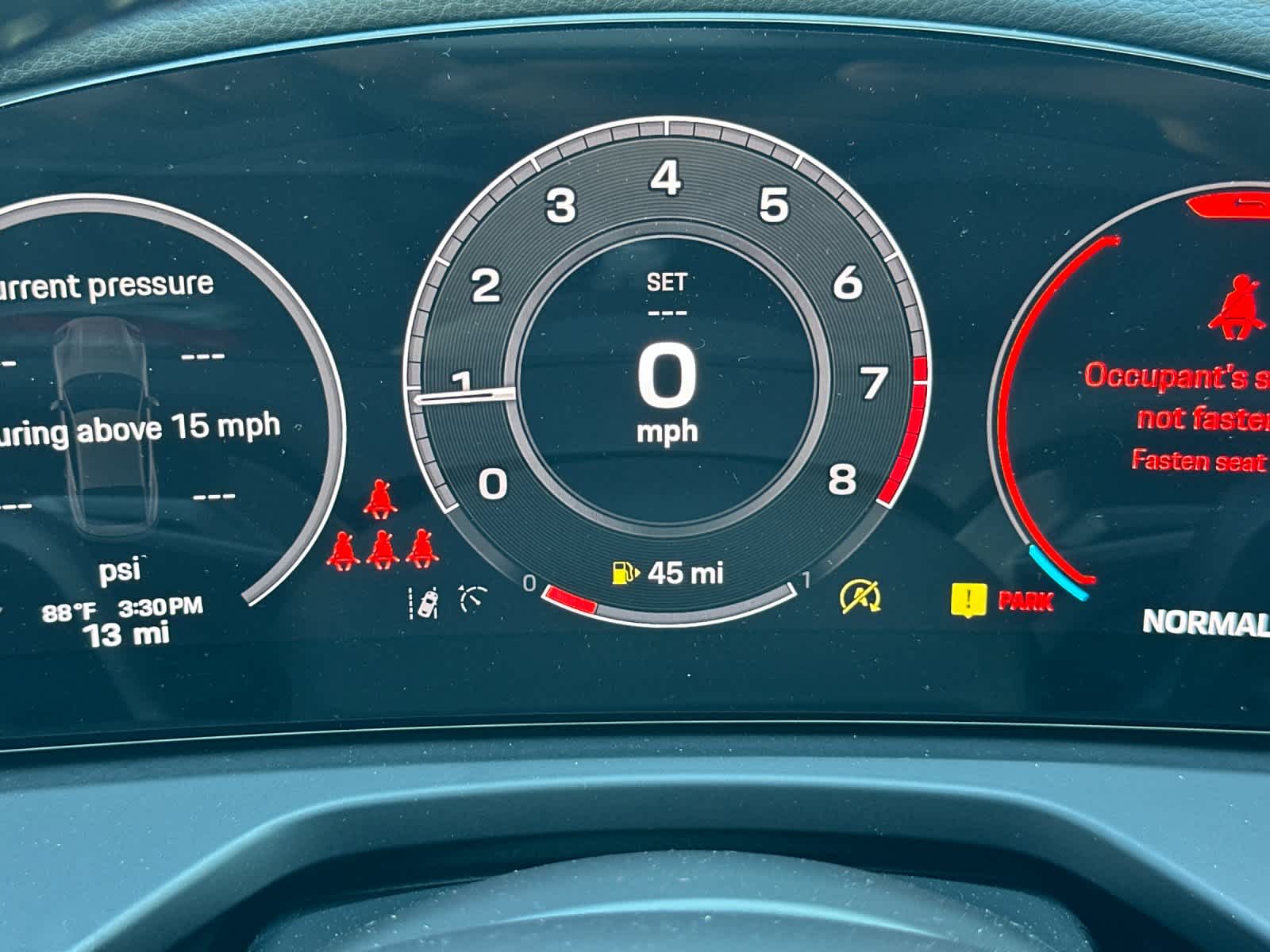 Thumbnail: 2026 Porsche Panamera - 28