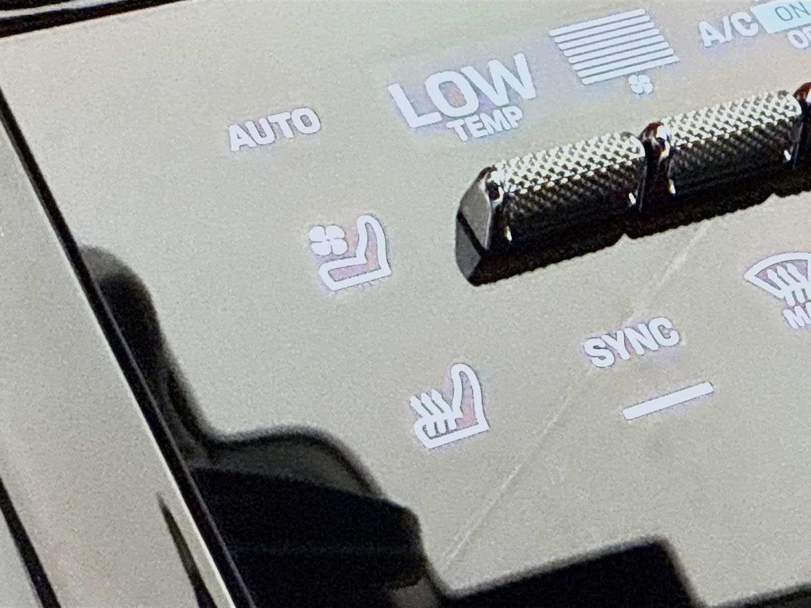 Thumbnail: 2026 Porsche Panamera - 16