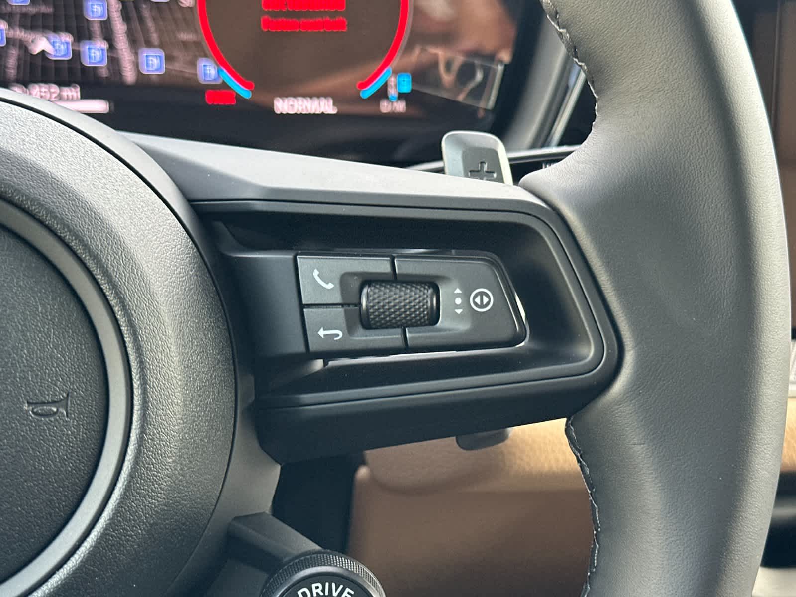 Thumbnail: 2026 Porsche Cayenne - 29