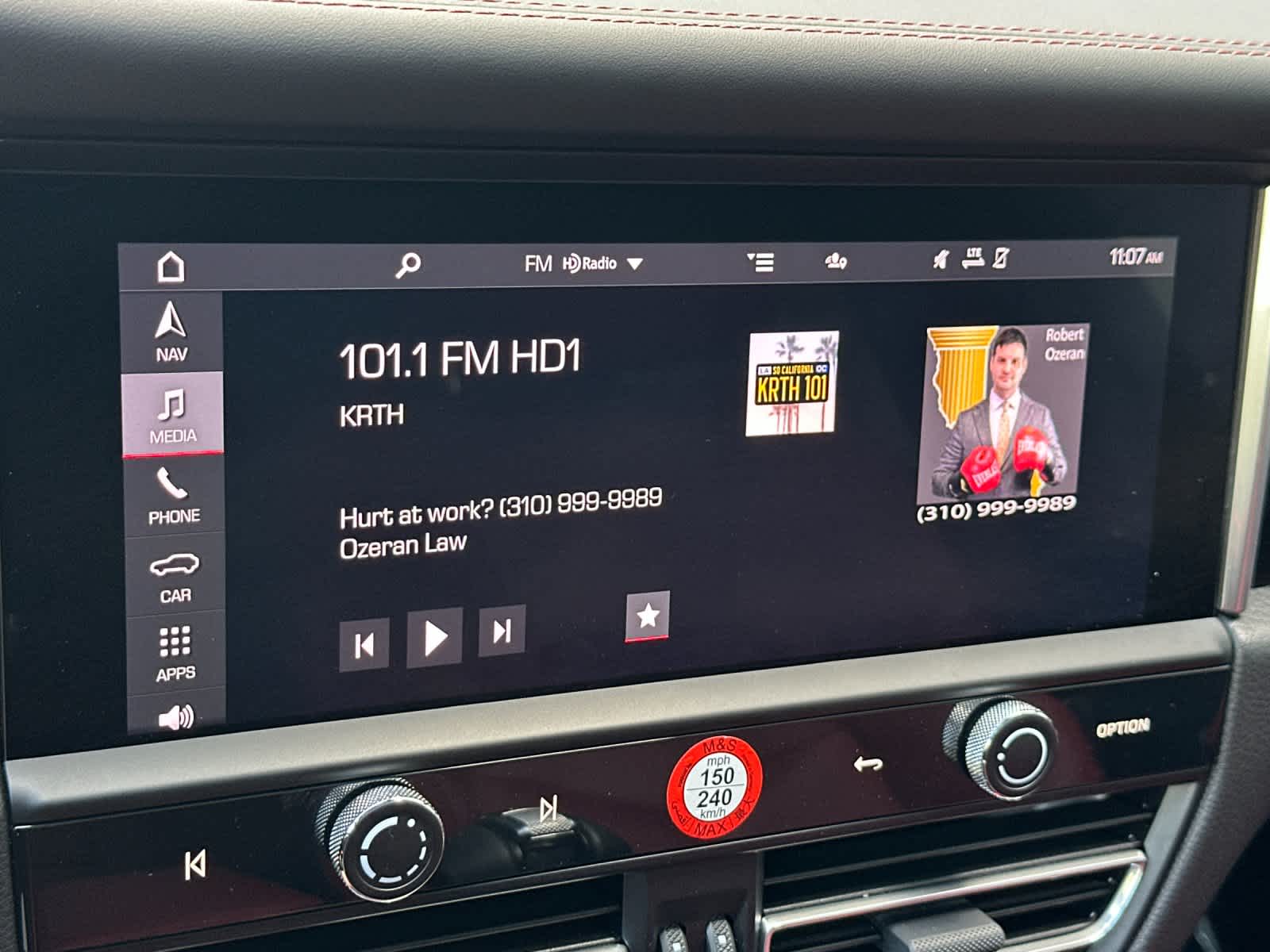 Thumbnail: 2025 Porsche Macan - 22