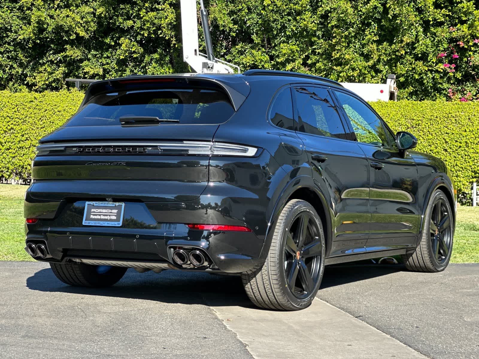 Thumbnail: 2026 Porsche Cayenne - 8