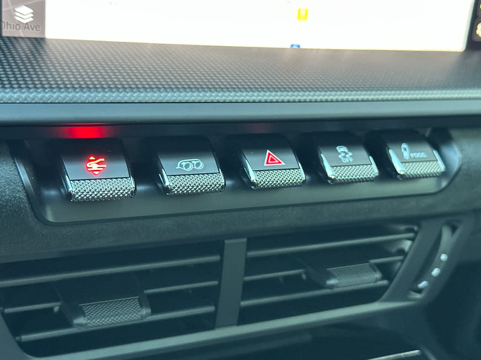 Thumbnail: 2025 Porsche 911 - 29