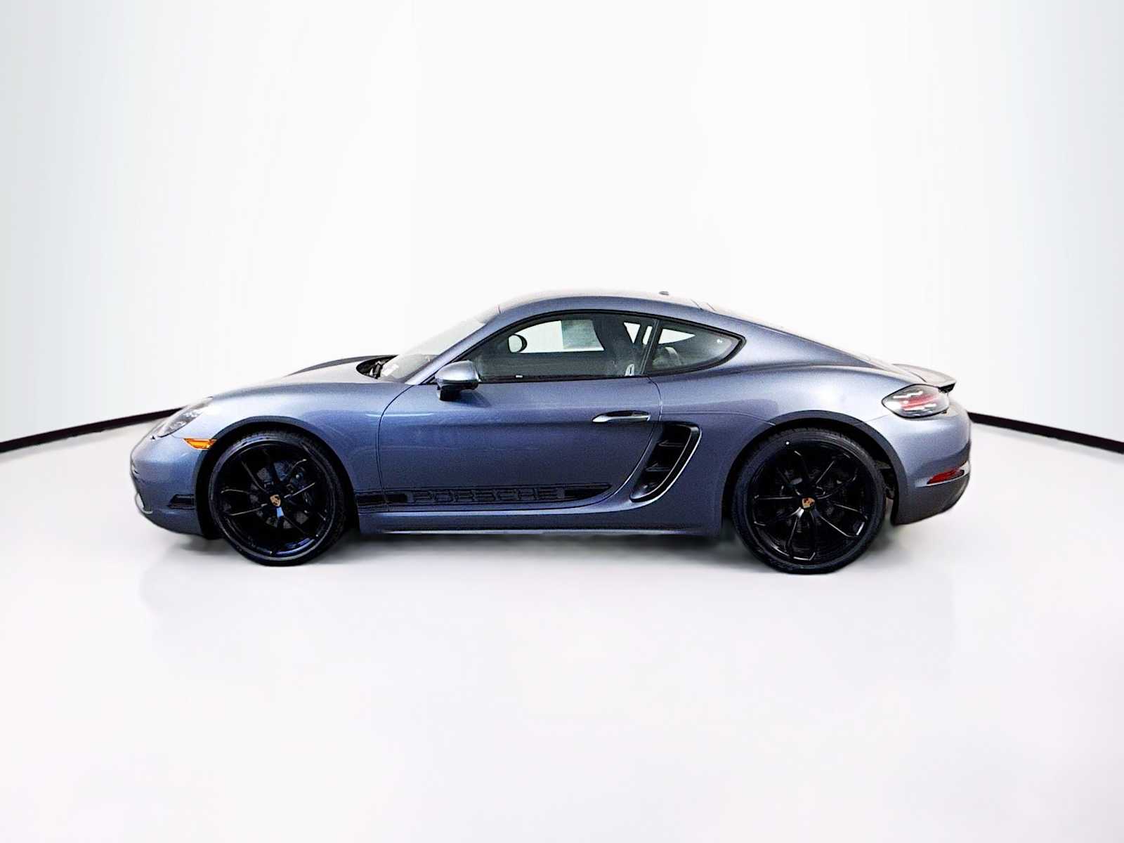 Thumbnail: 2025 Porsche 718 Cayman - 2