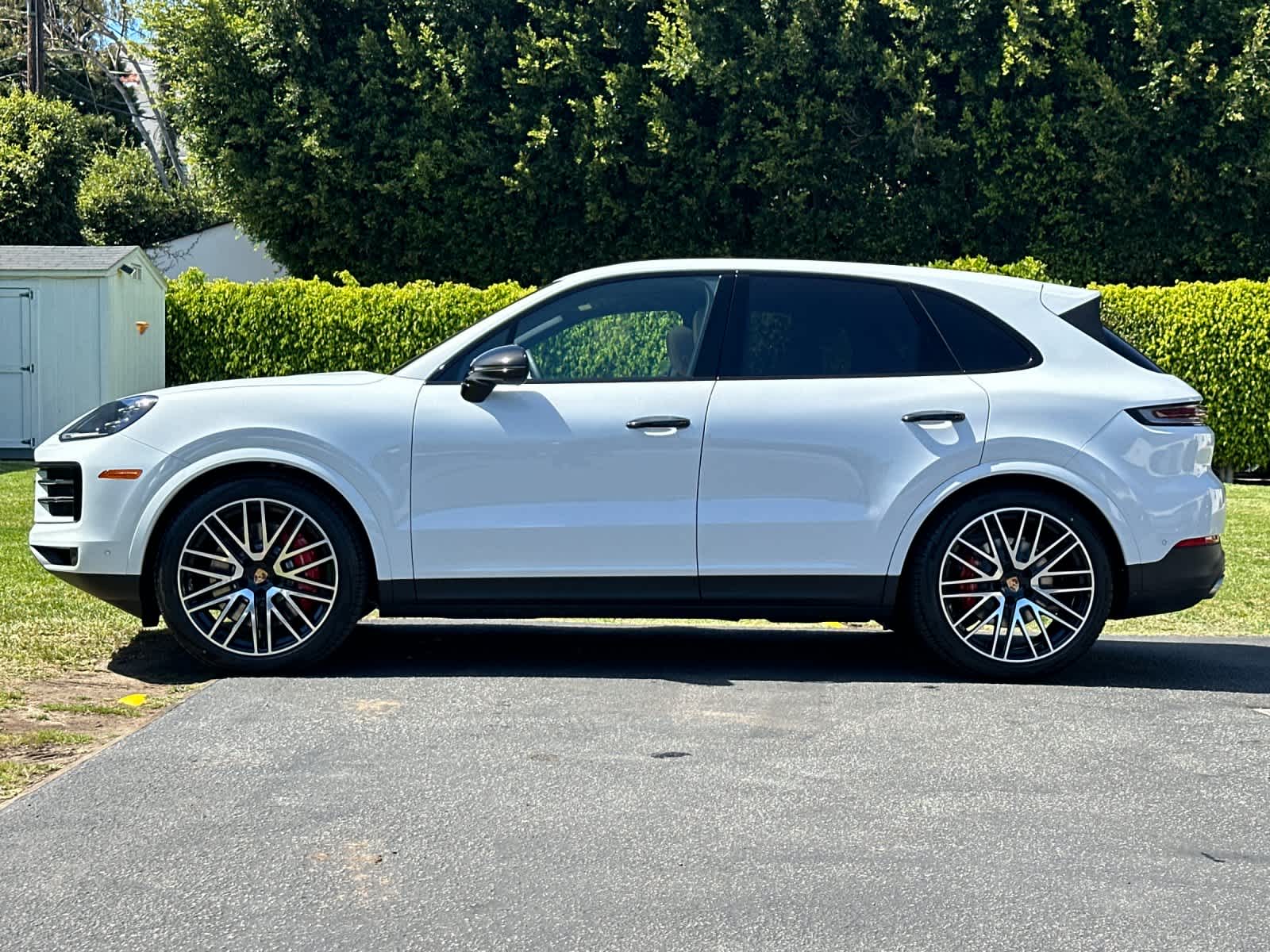 Thumbnail: 2026 Porsche Cayenne - 2