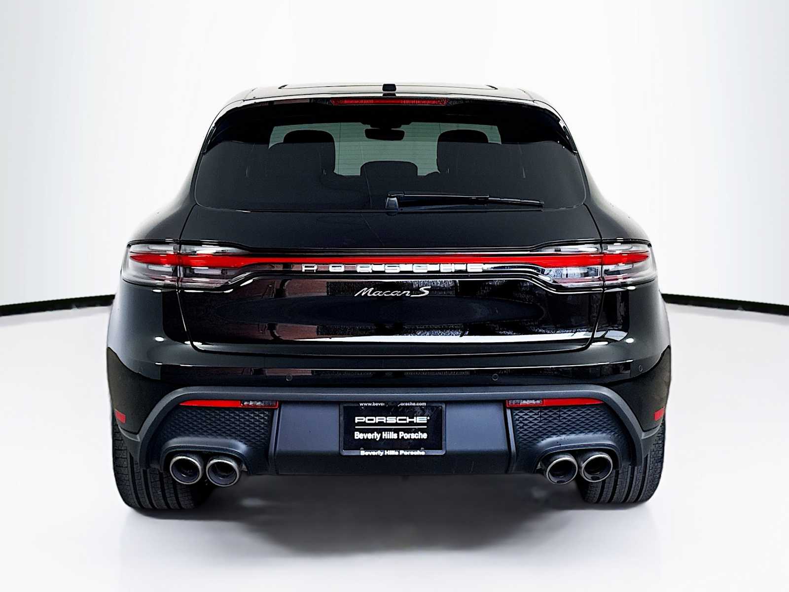 Thumbnail: 2025 Porsche Macan - 10