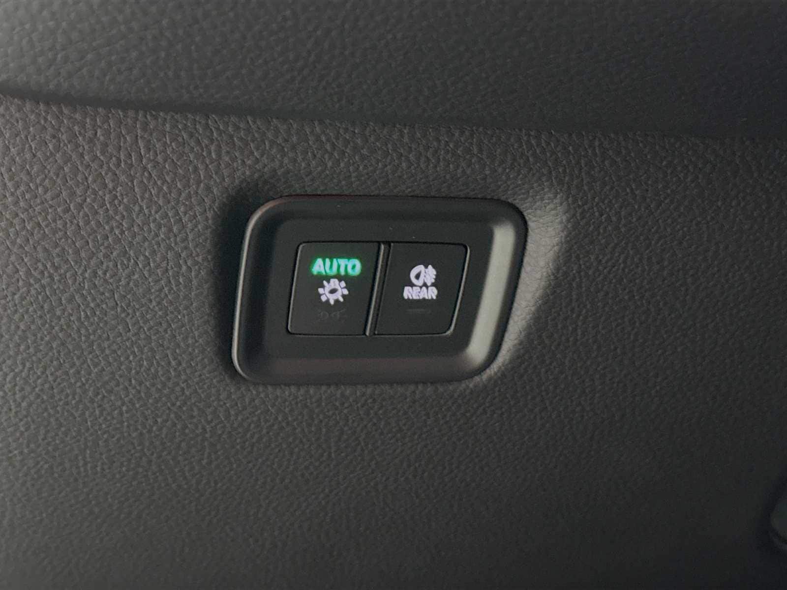 Thumbnail: 2025 Porsche Cayenne - 11