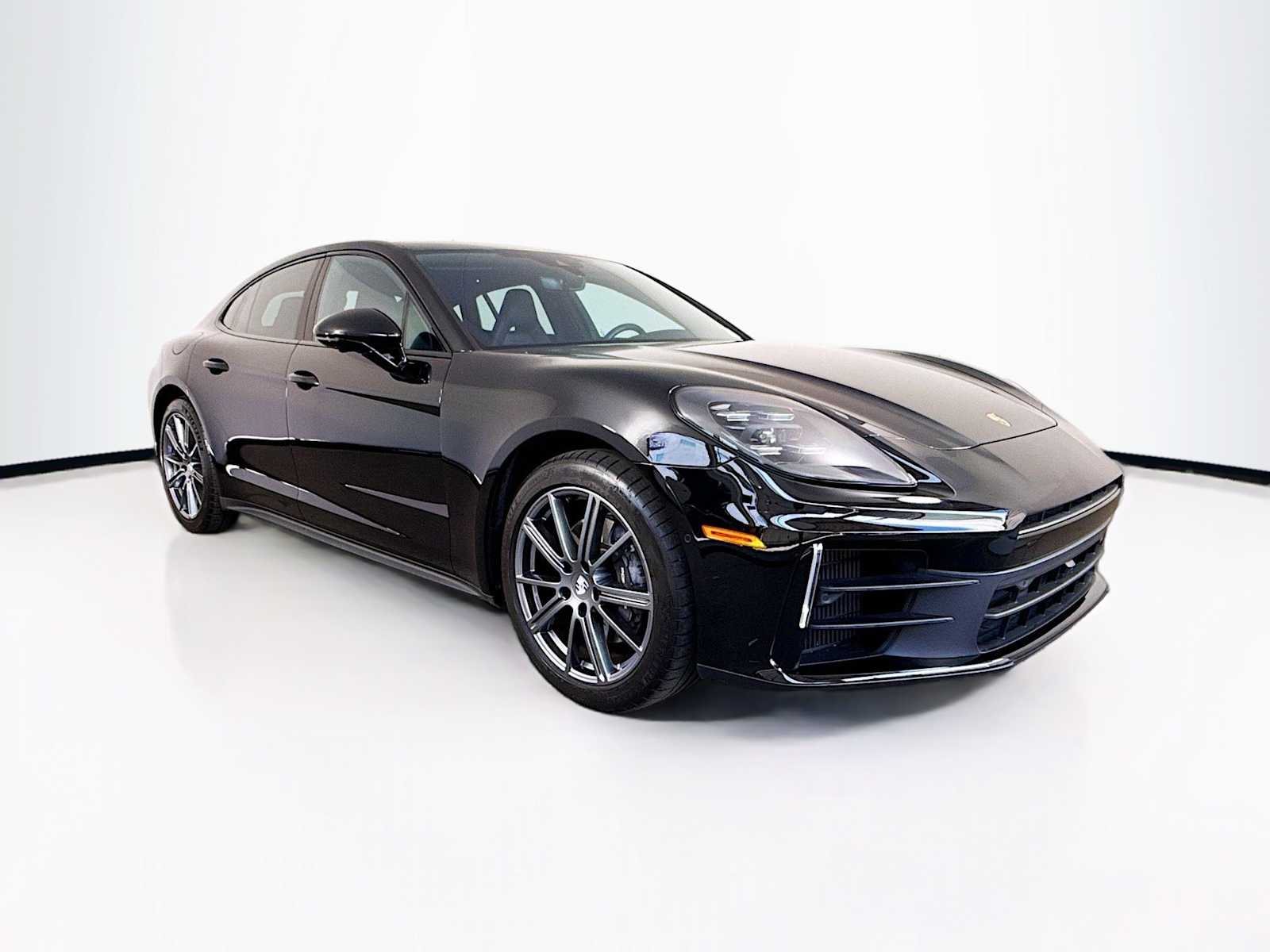 Thumbnail: 2025 Porsche Panamera - 7