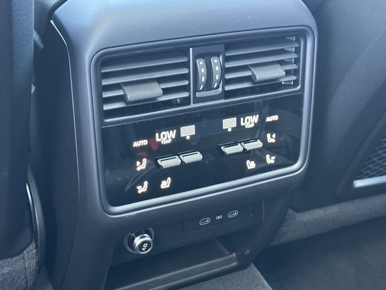 Thumbnail: 2026 Porsche Cayenne - 14