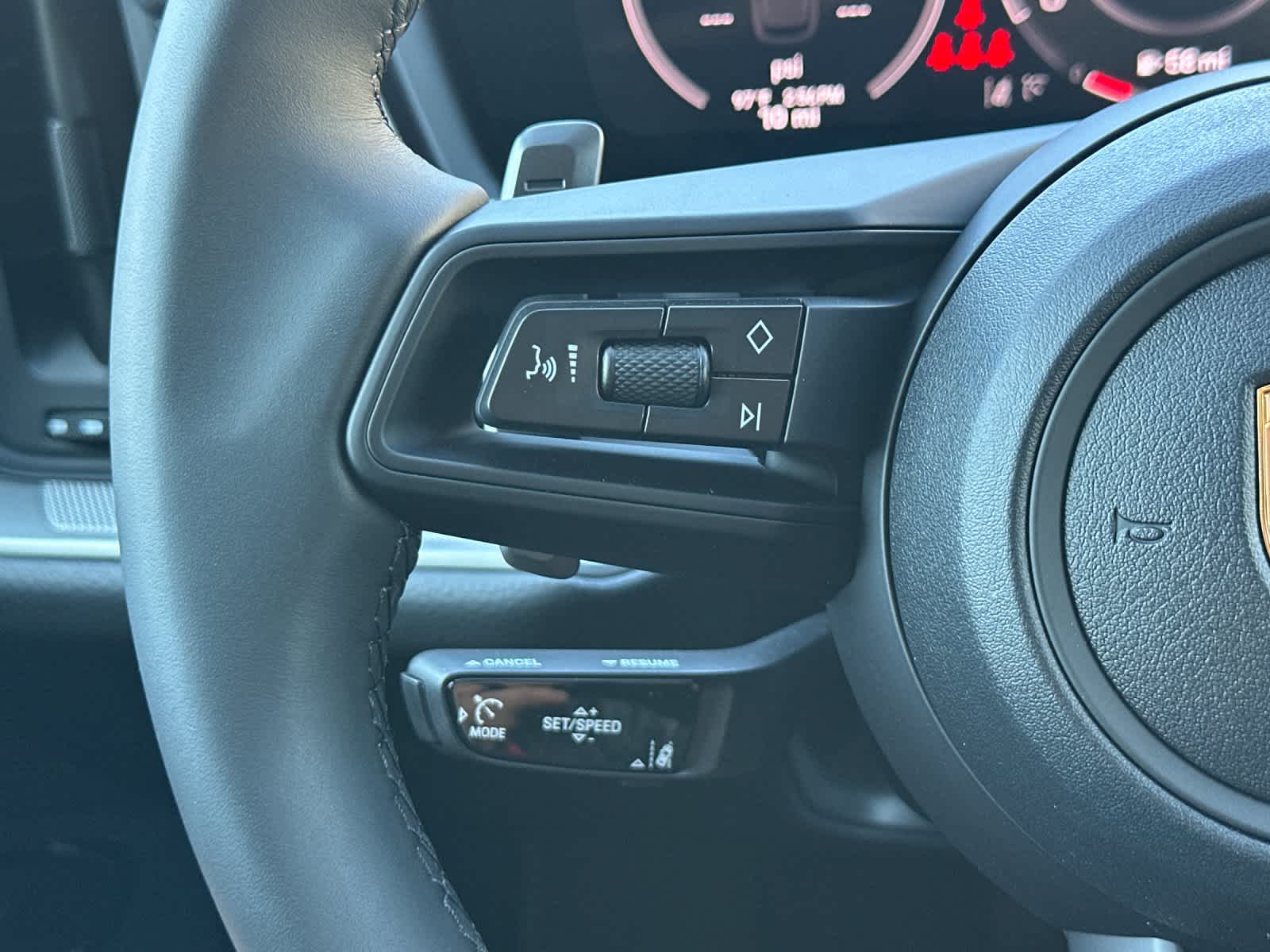 Thumbnail: 2026 Porsche Cayenne - 27