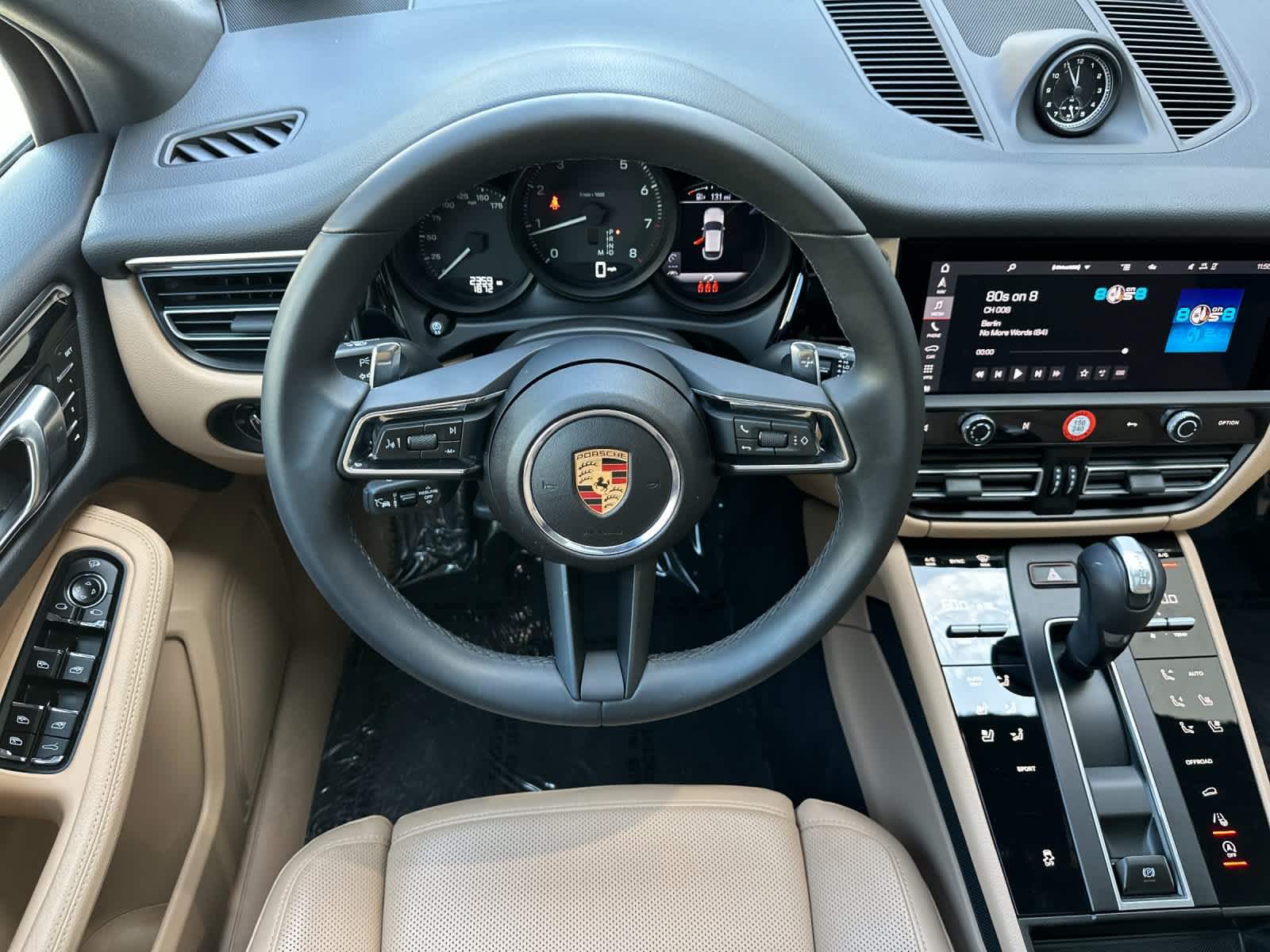 Thumbnail: 2025 Porsche Macan - 15