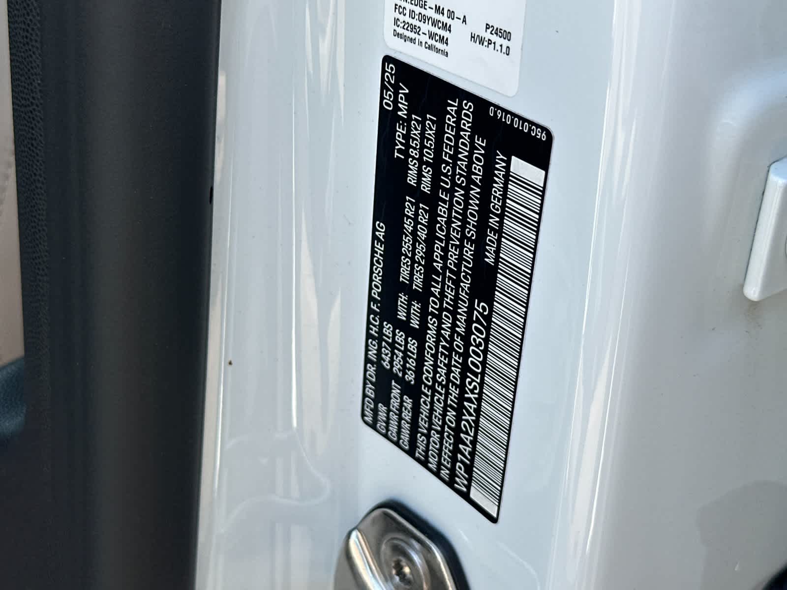 Thumbnail: 2025 Porsche Macan - 33