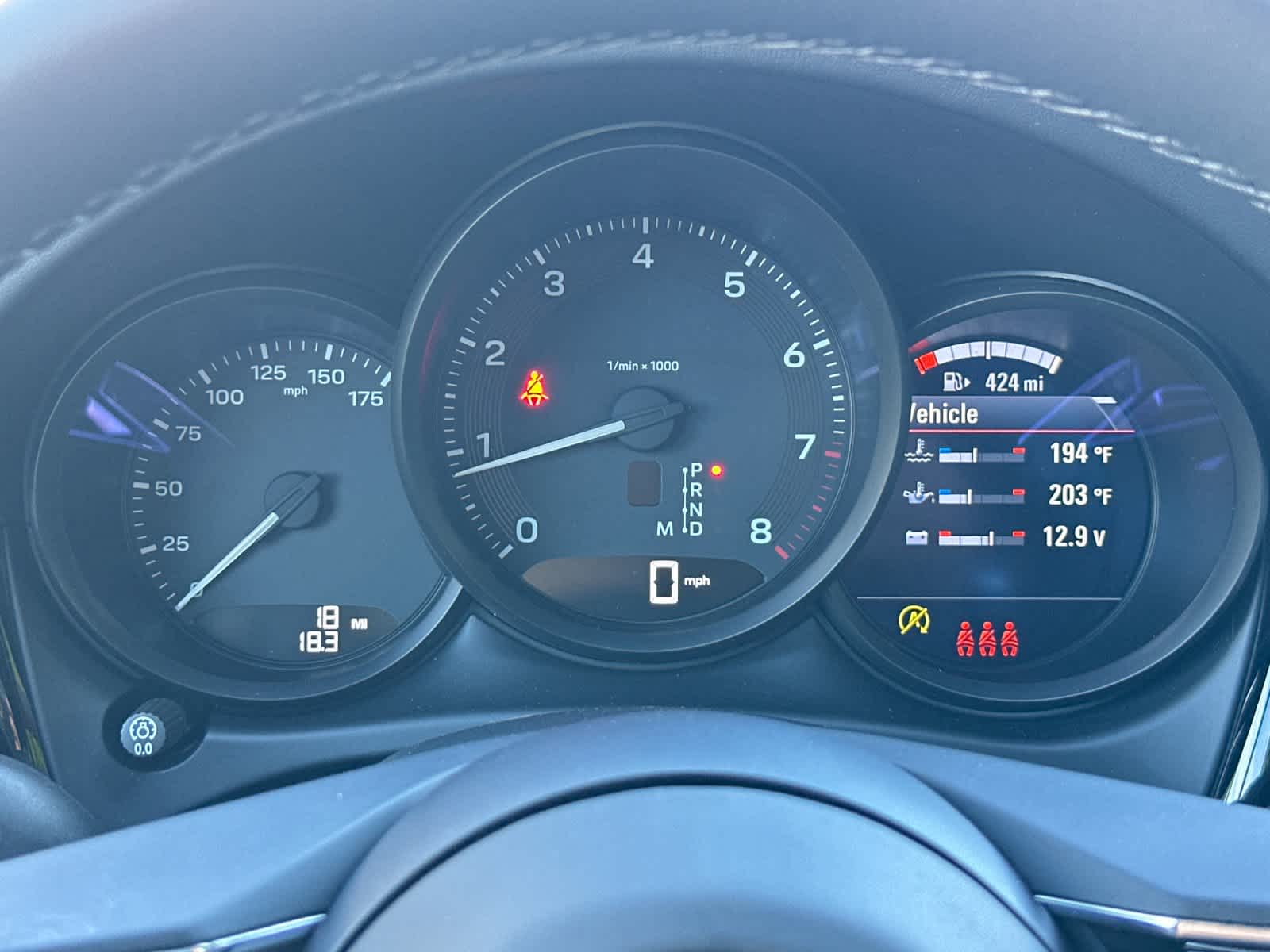 Thumbnail: 2026 Porsche Macan - 28