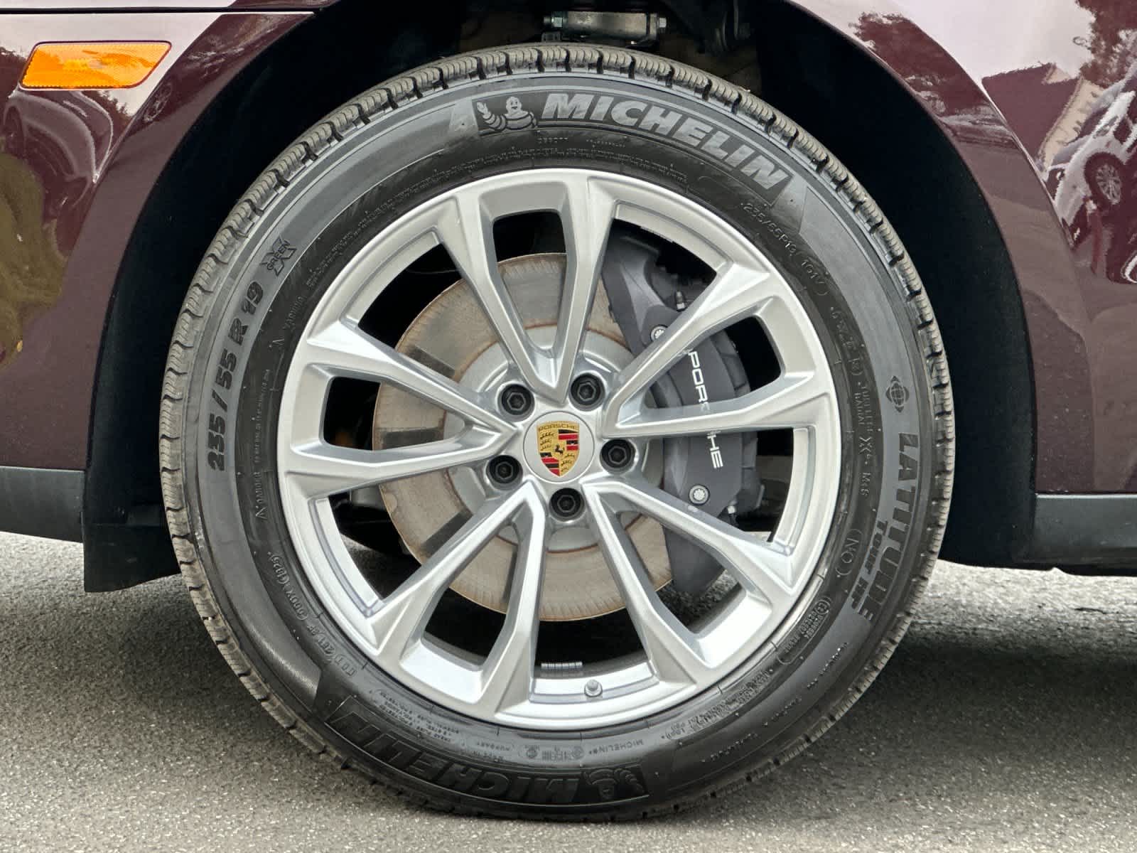 Thumbnail: 2026 Porsche Macan - 30