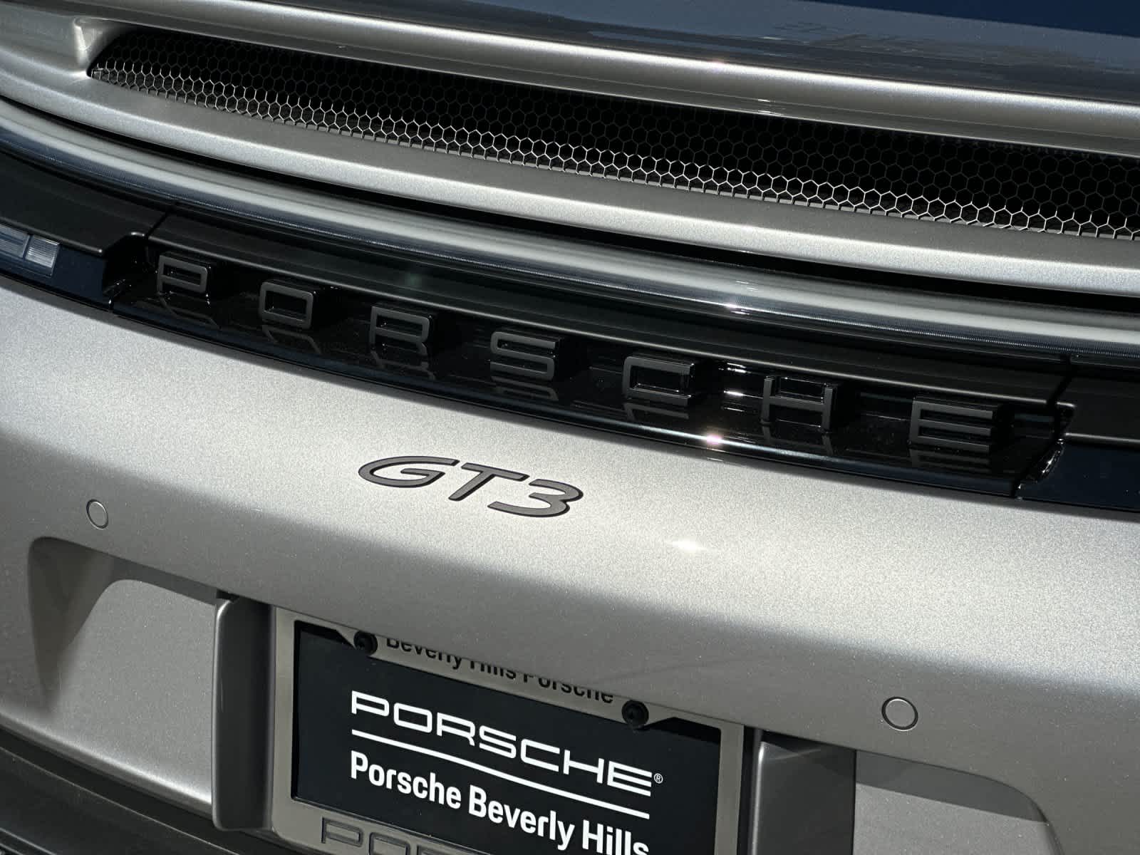 Thumbnail: 2026 Porsche 911 - 27