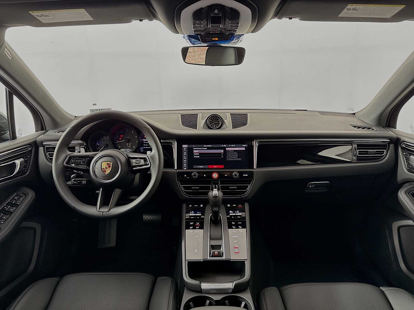 Thumbnail: 2026 Porsche Macan - 27