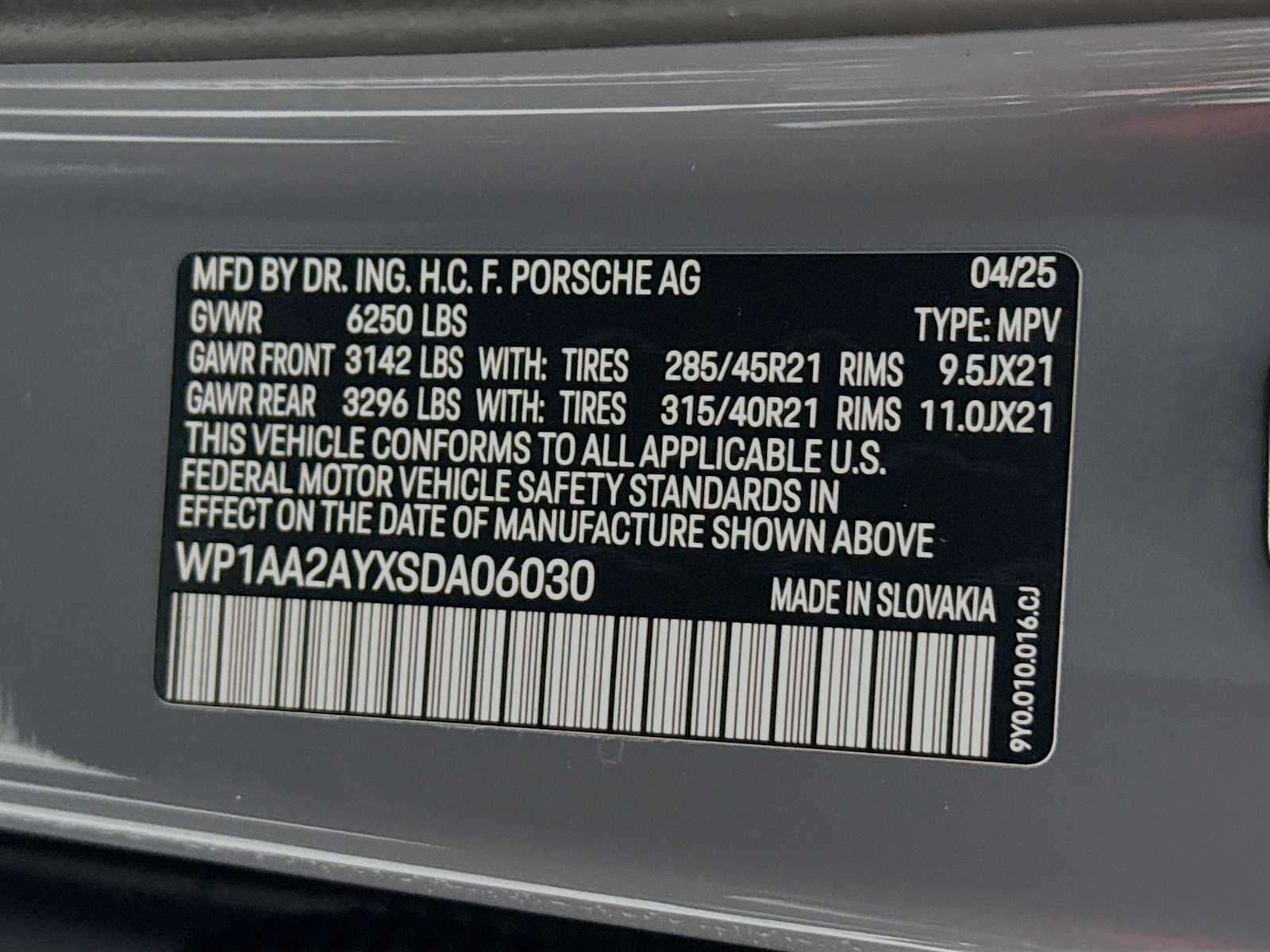 Thumbnail: 2025 Porsche Cayenne - 25