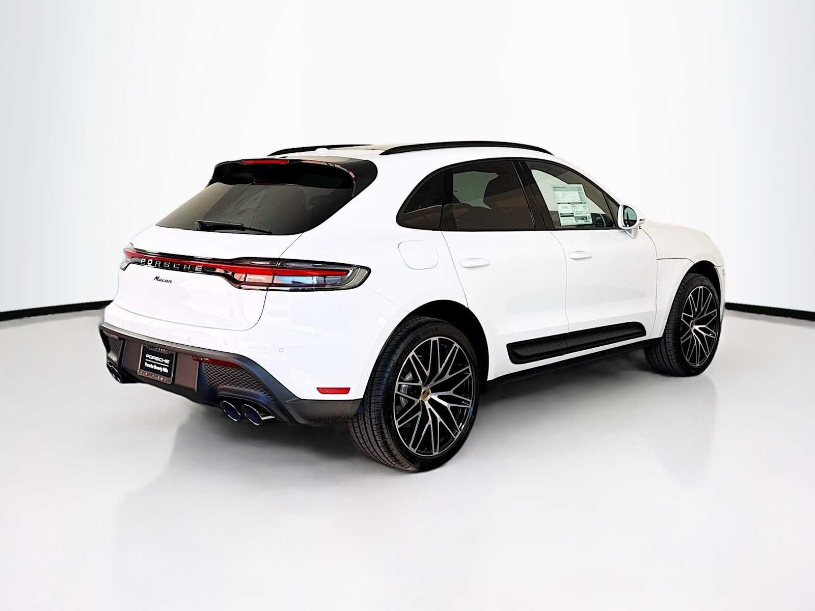 Thumbnail: 2026 Porsche Macan - 9