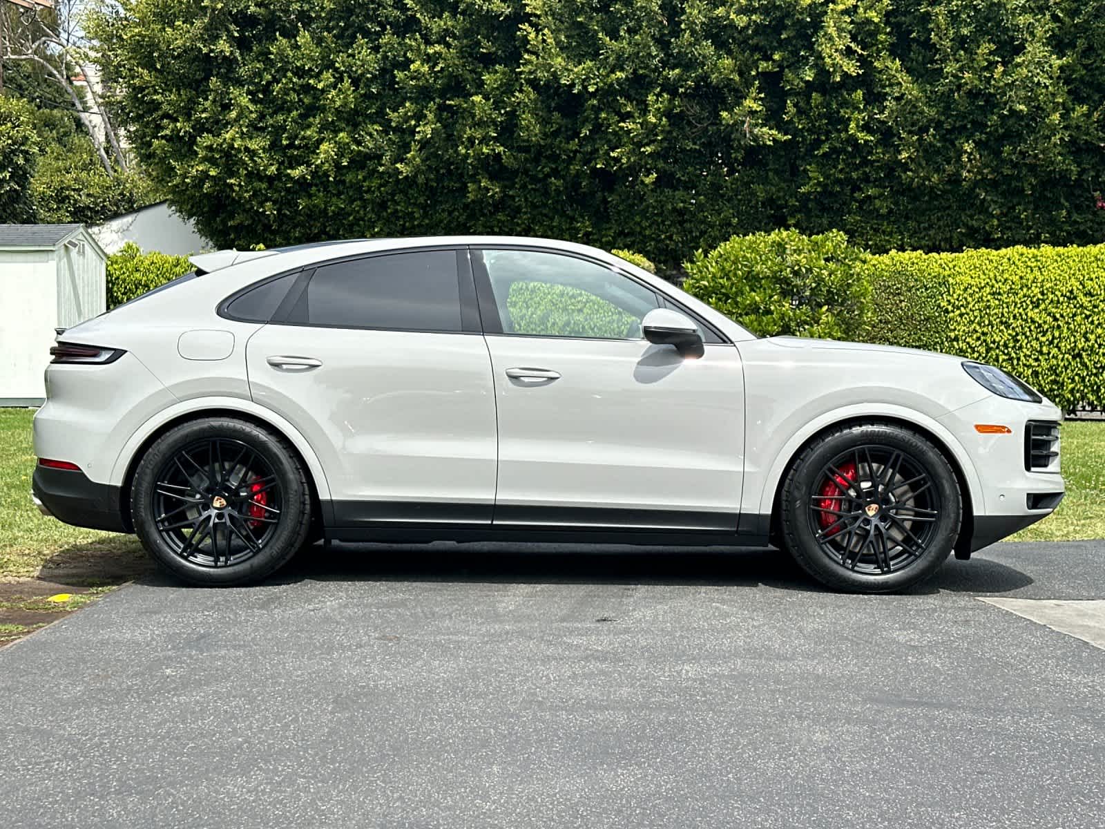 Thumbnail: 2026 Porsche Cayenne - 9