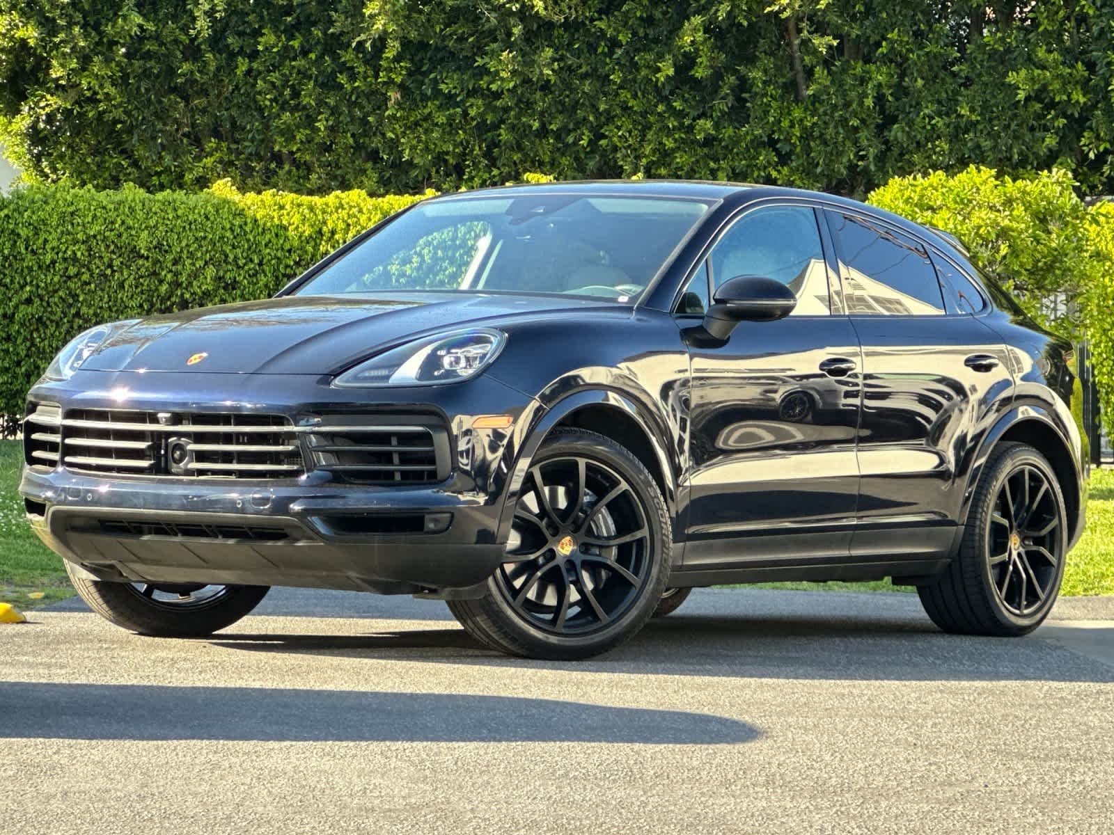 Thumbnail: 2023 Porsche Cayenne - 1
