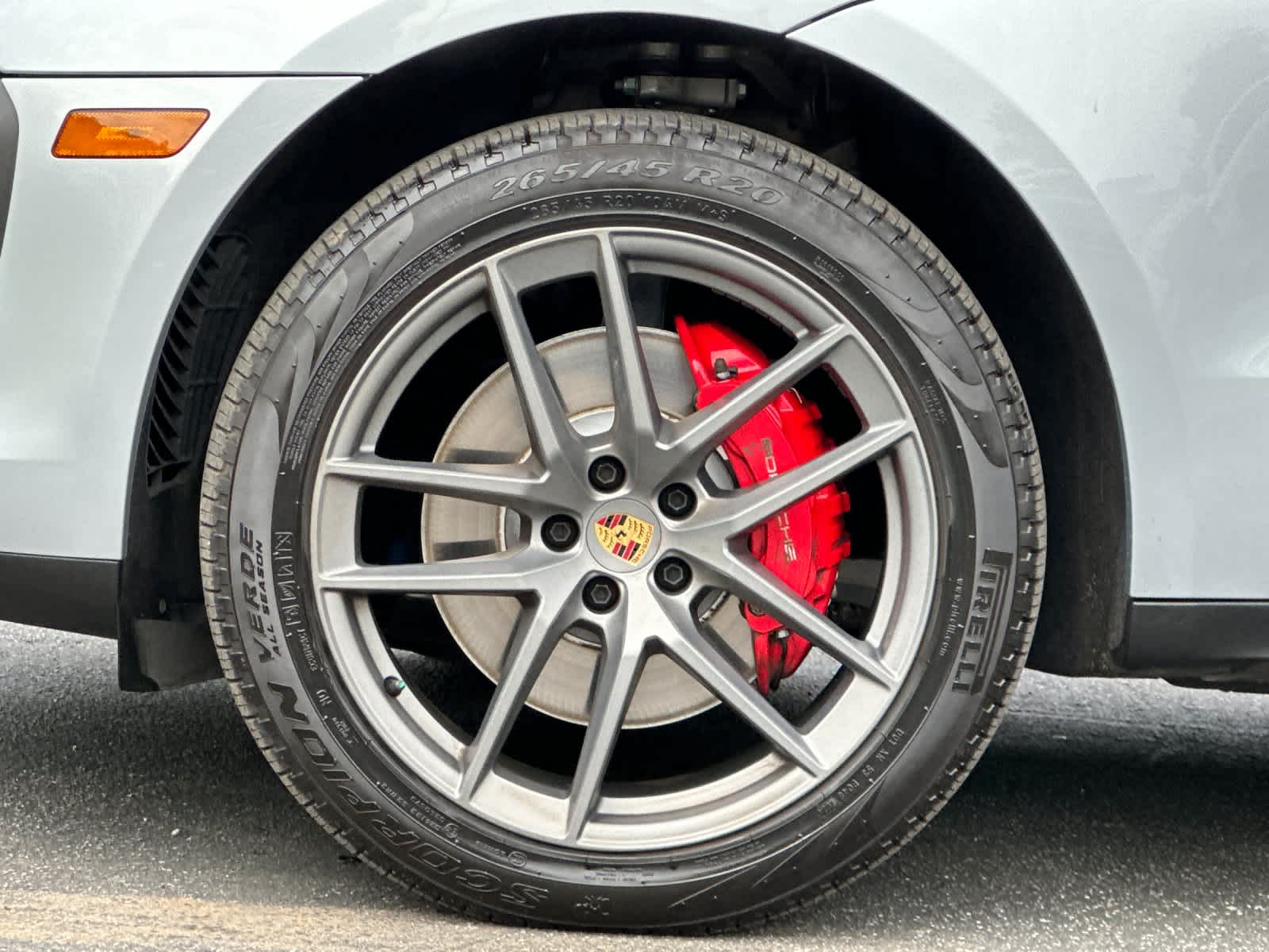 Thumbnail: 2023 Porsche Macan - 31