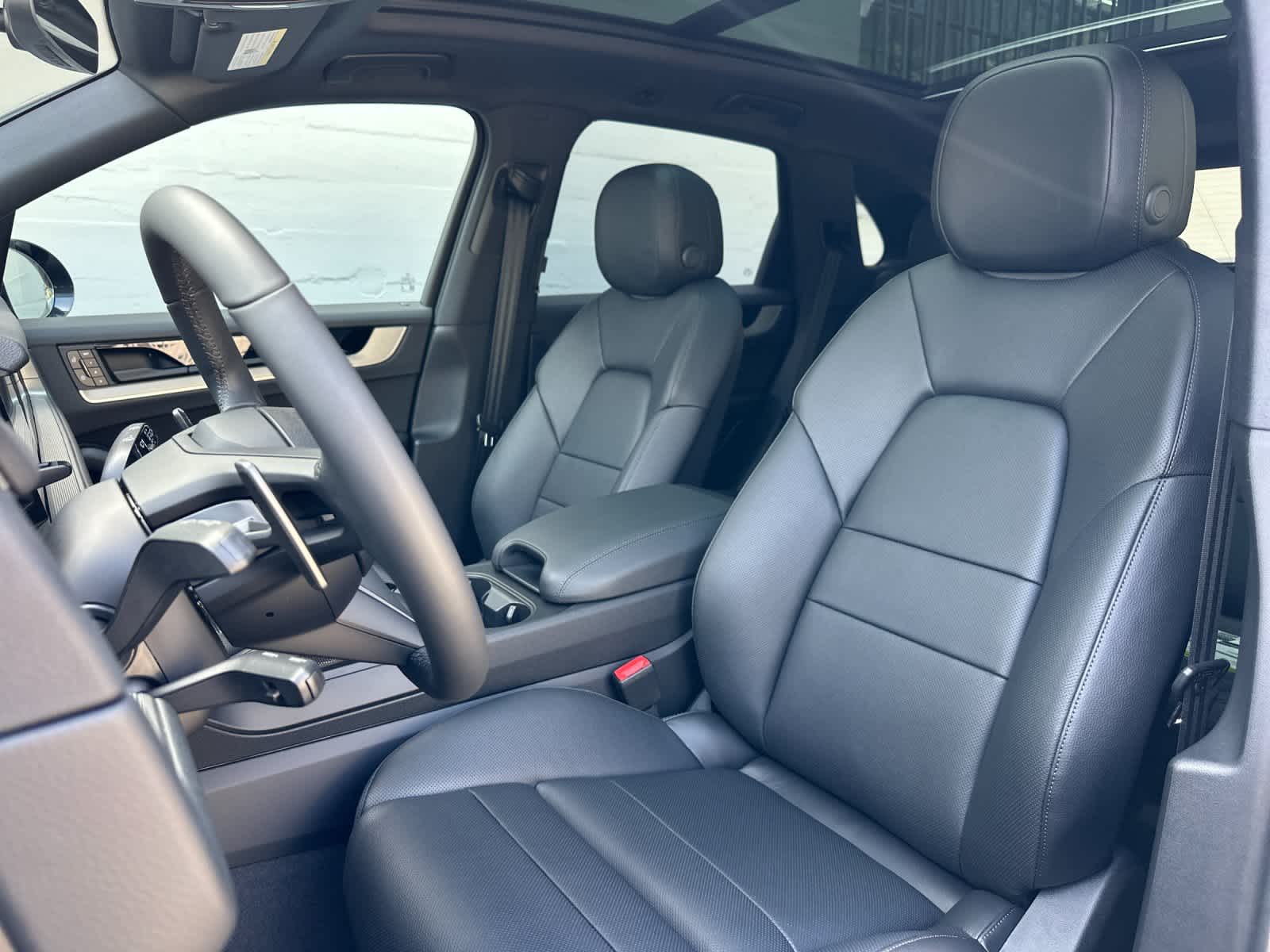 Thumbnail: 2026 Porsche Cayenne - 5