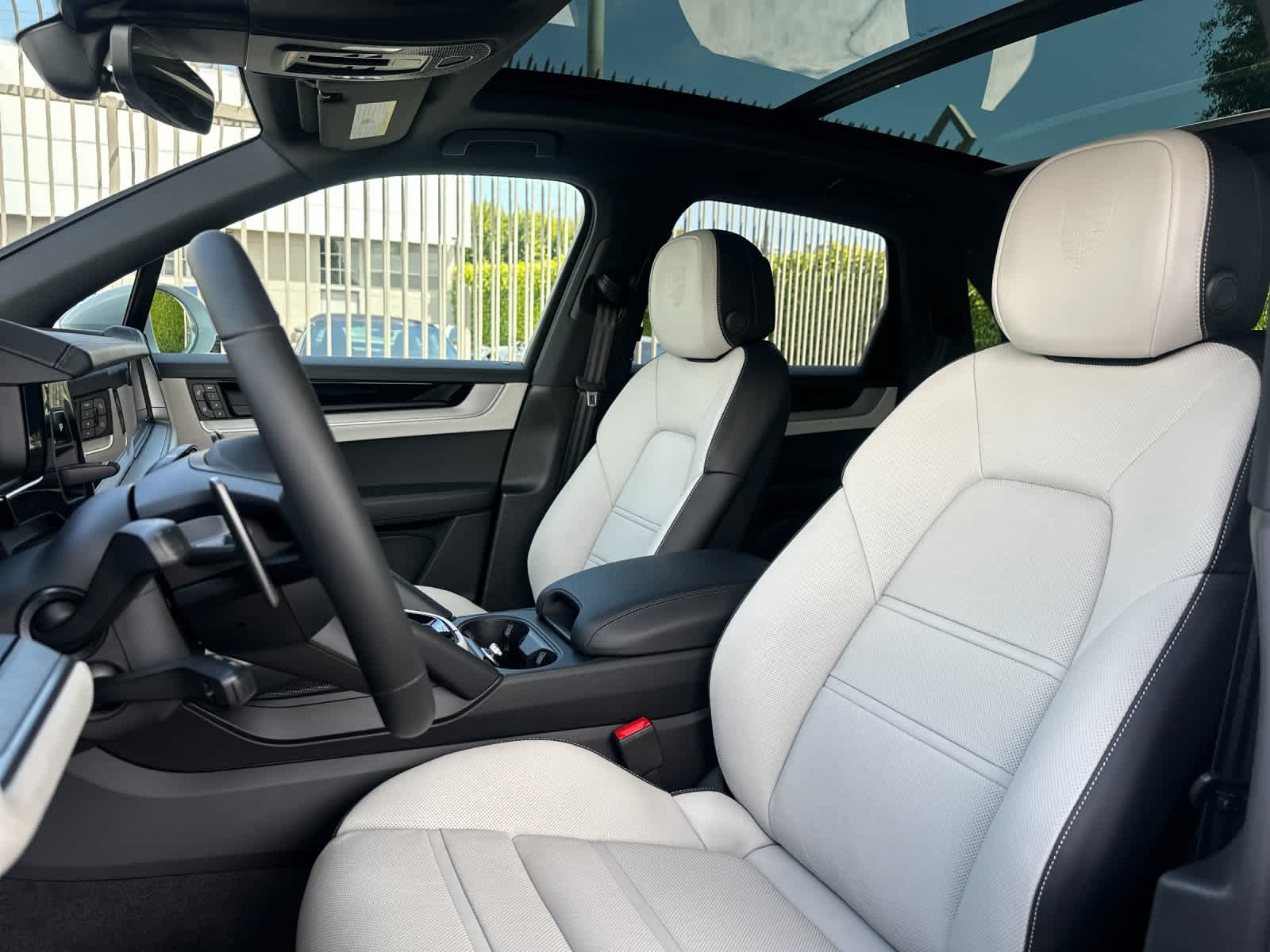 Thumbnail: 2026 Porsche Cayenne - 5