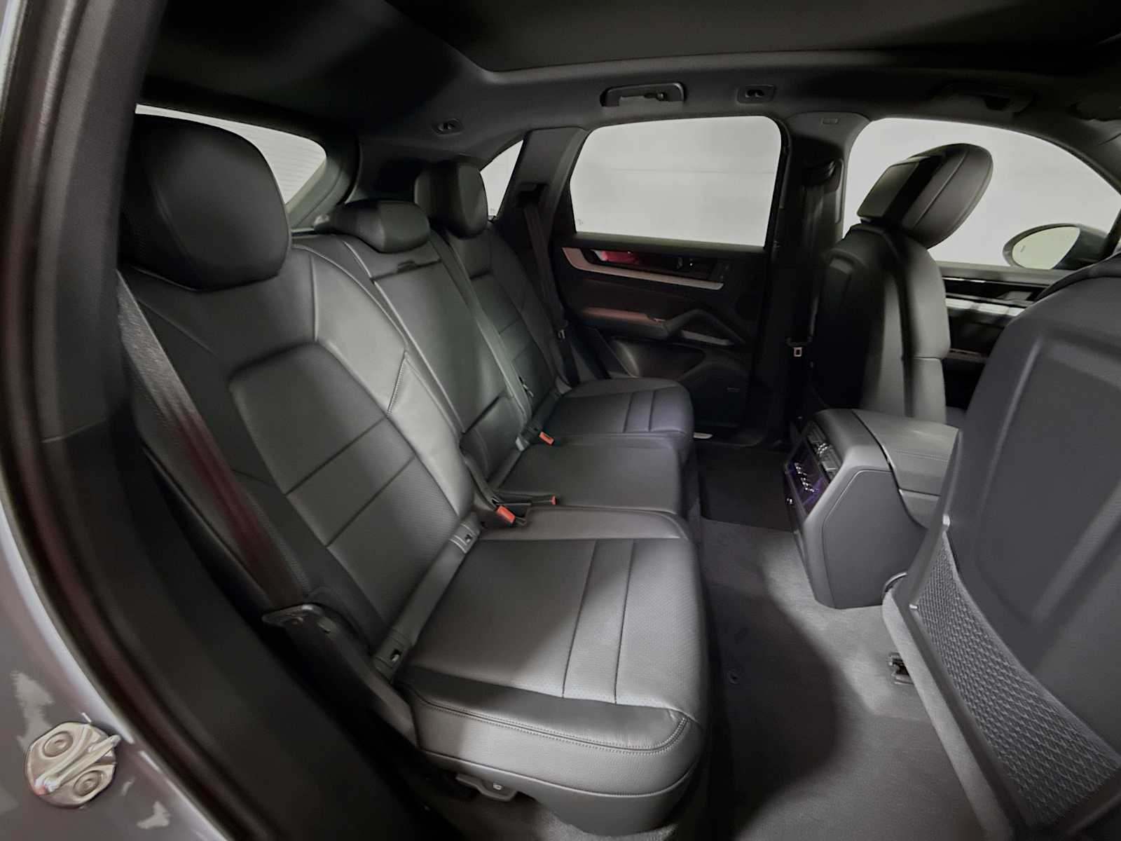 Thumbnail: 2025 Porsche Cayenne - 20