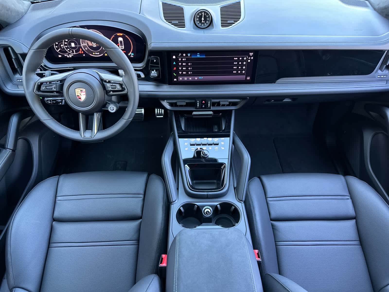 Thumbnail: 2026 Porsche Cayenne - 6