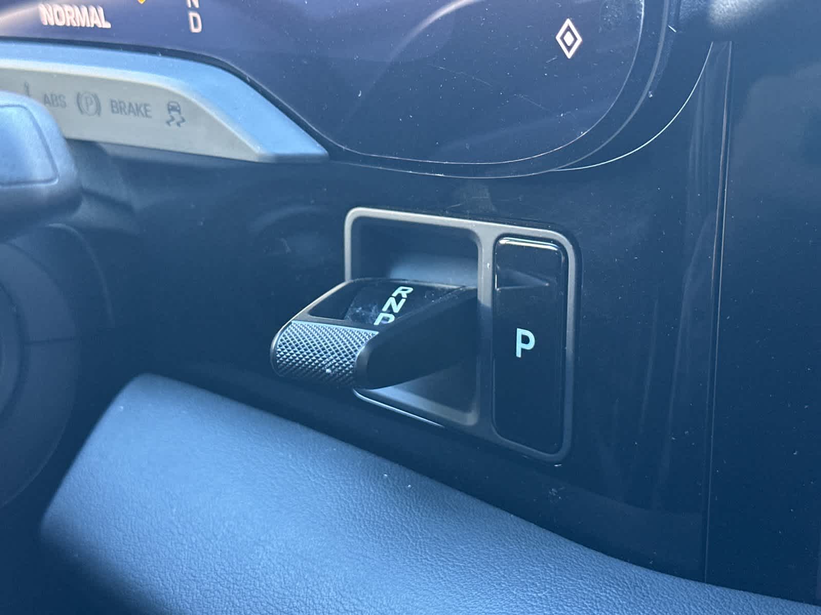 Thumbnail: 2022 Porsche Taycan - 23