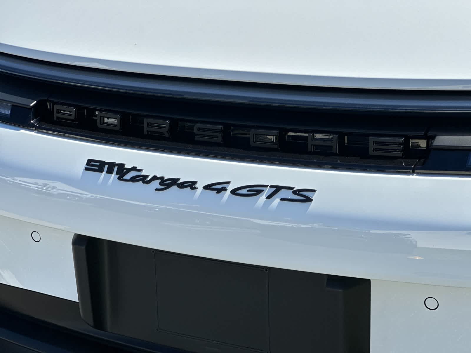 Thumbnail: 2026 Porsche 911 - 27