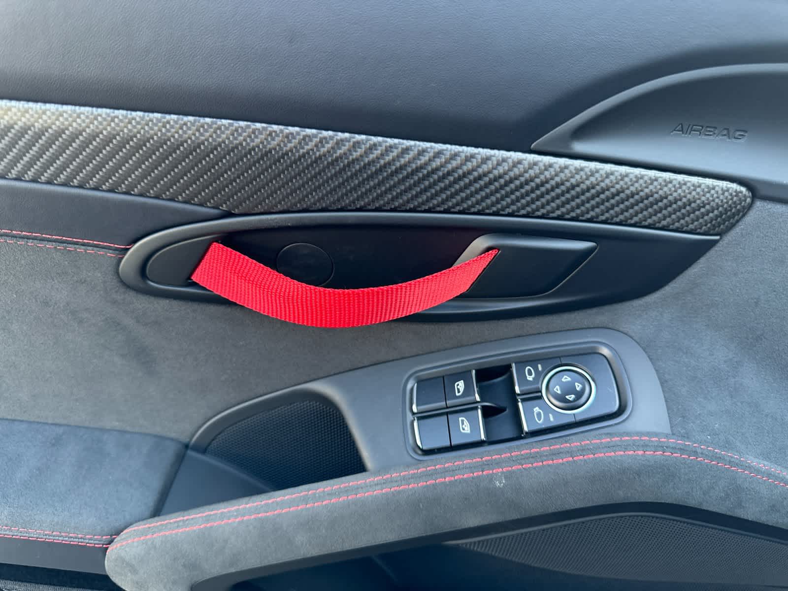 Thumbnail: 2025 Porsche  - 11