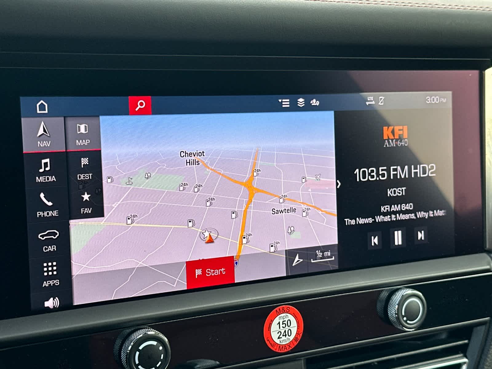 Thumbnail: 2025 Porsche Macan - 22