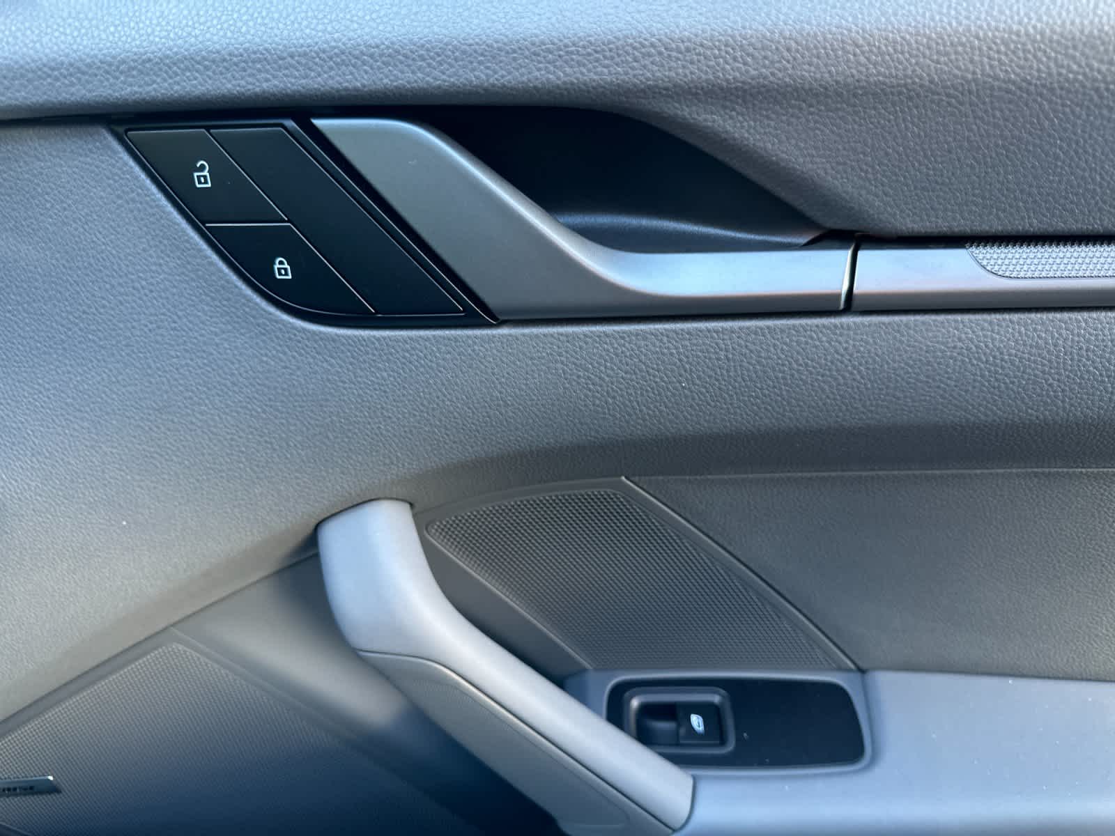 Thumbnail: 2024 Porsche 911 - 16