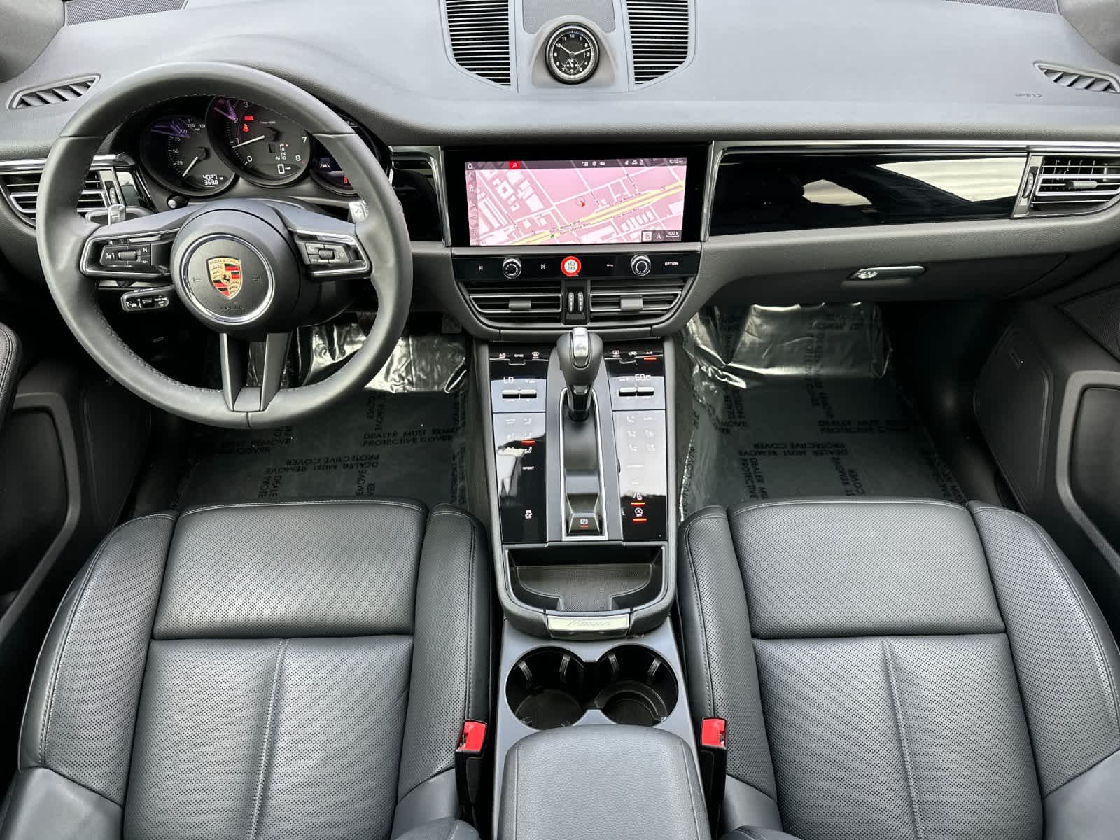 Thumbnail: 2025 Porsche Macan - 6