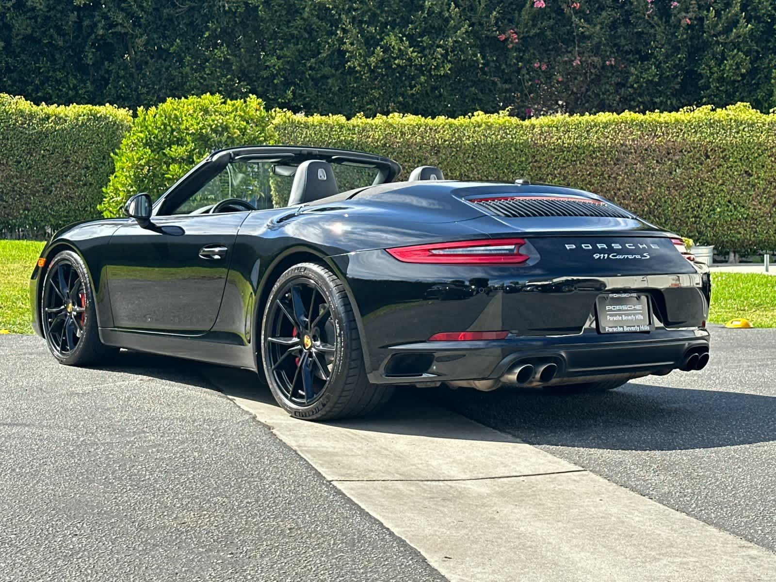 Thumbnail: 2018 Porsche 911 - 2