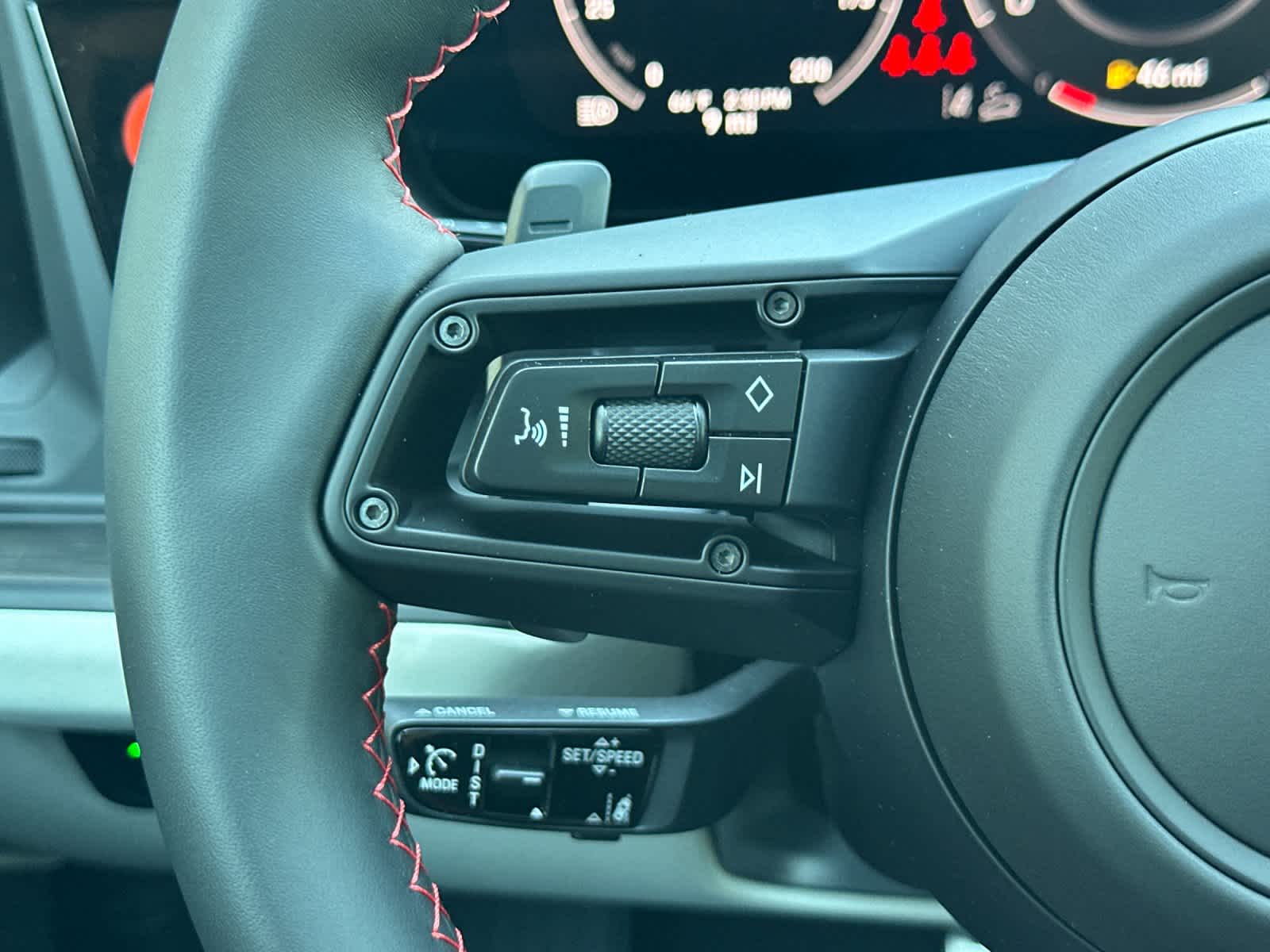 Thumbnail: 2026 Porsche Cayenne - 28