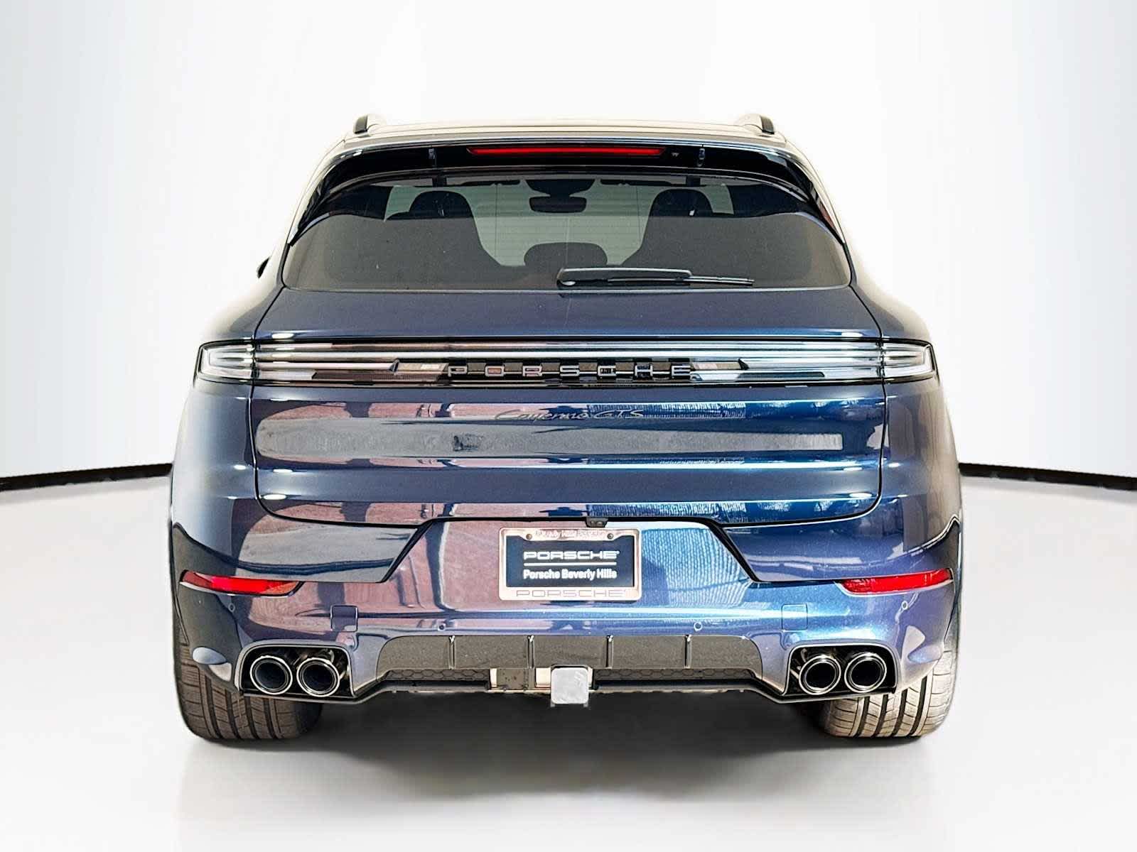 Thumbnail: 2026 Porsche Cayenne - 10