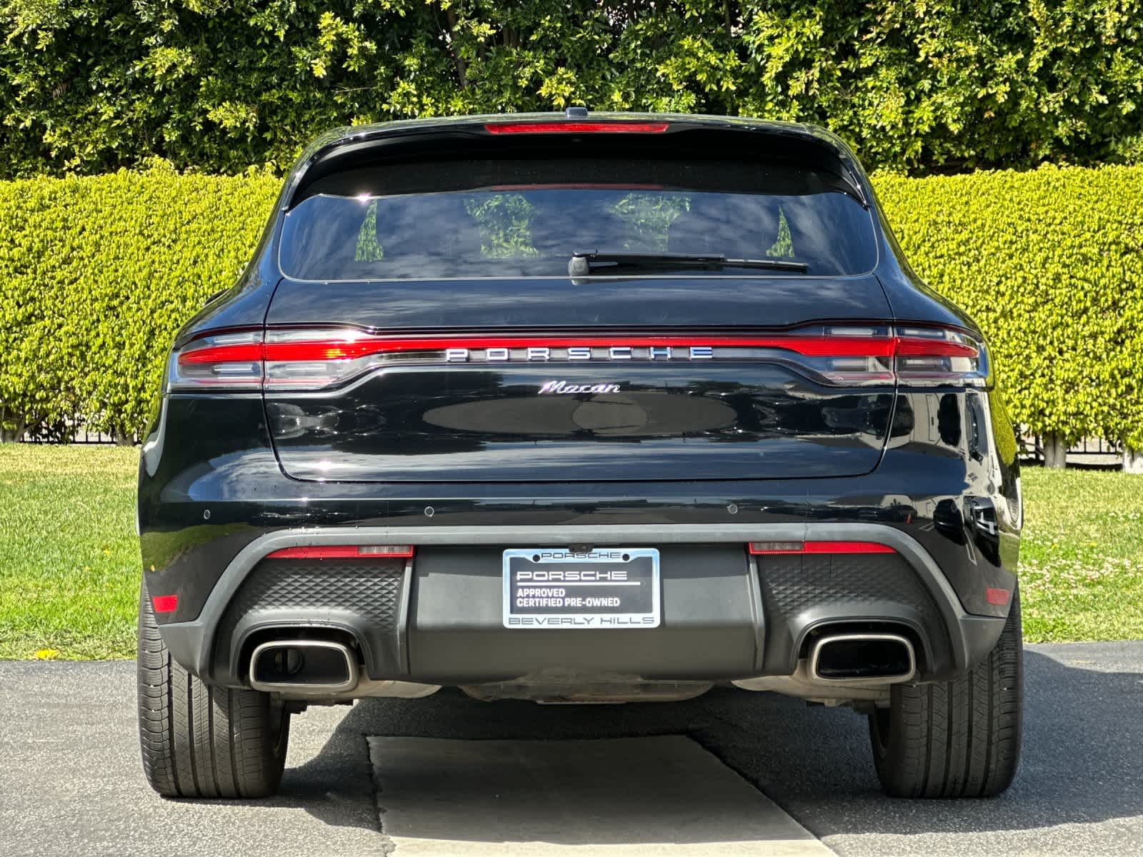 Thumbnail: 2025 Porsche Macan - 7