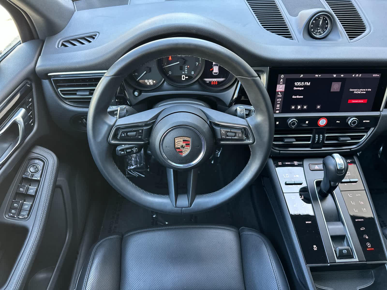 Thumbnail: 2025 Porsche Macan - 15