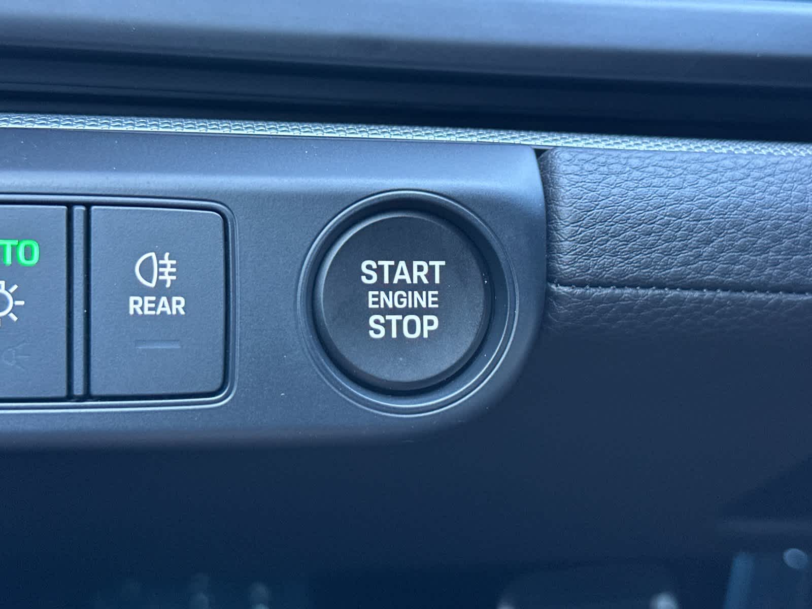 Thumbnail: 2026 Porsche Panamera - 23