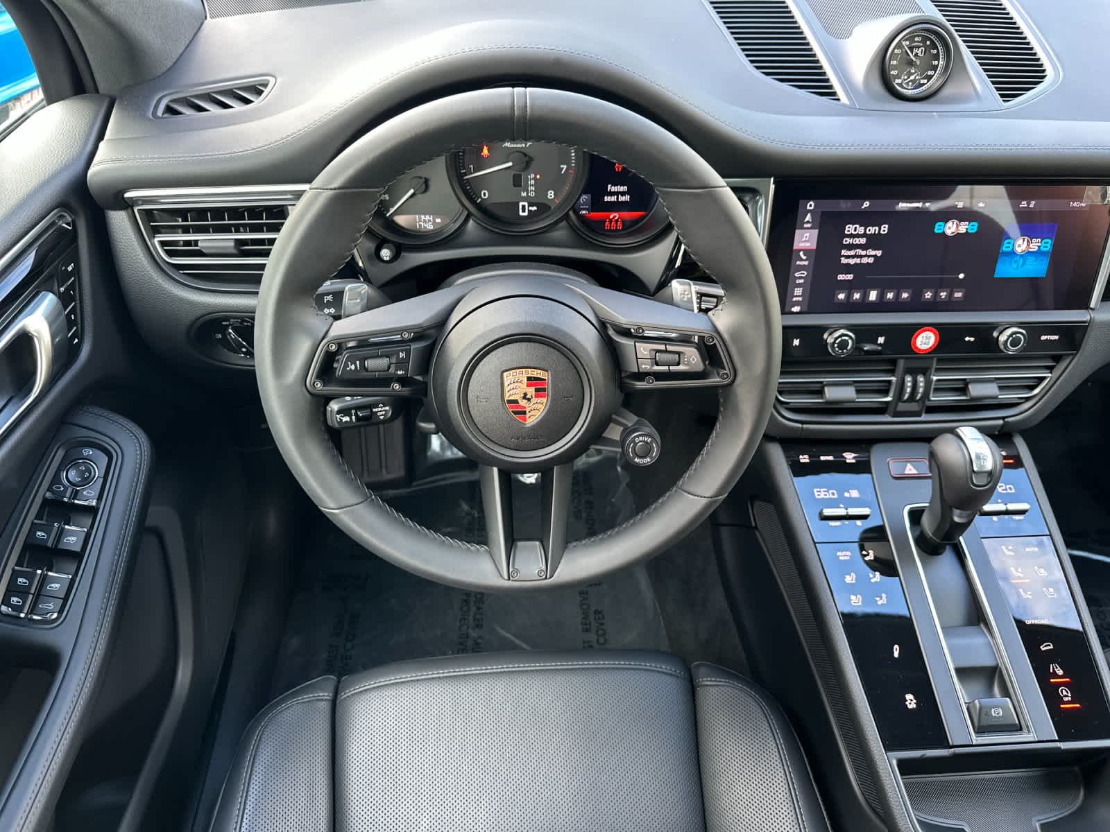 Thumbnail: 2025 Porsche Macan - 15