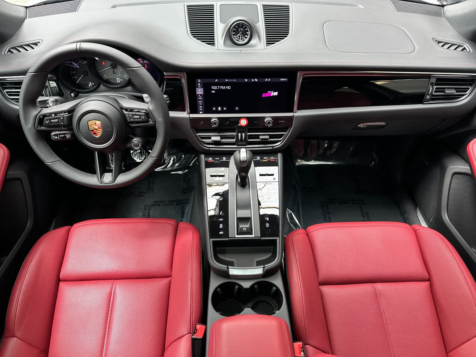 Thumbnail: 2026 Porsche Macan - 6