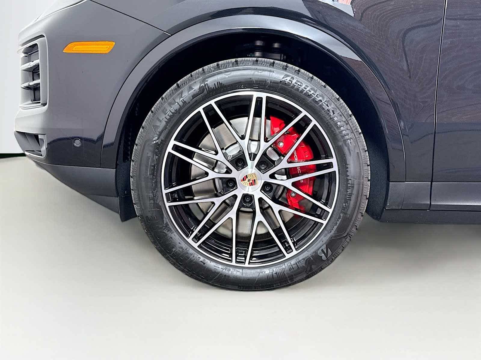 Thumbnail: 2026 Porsche Cayenne - 24