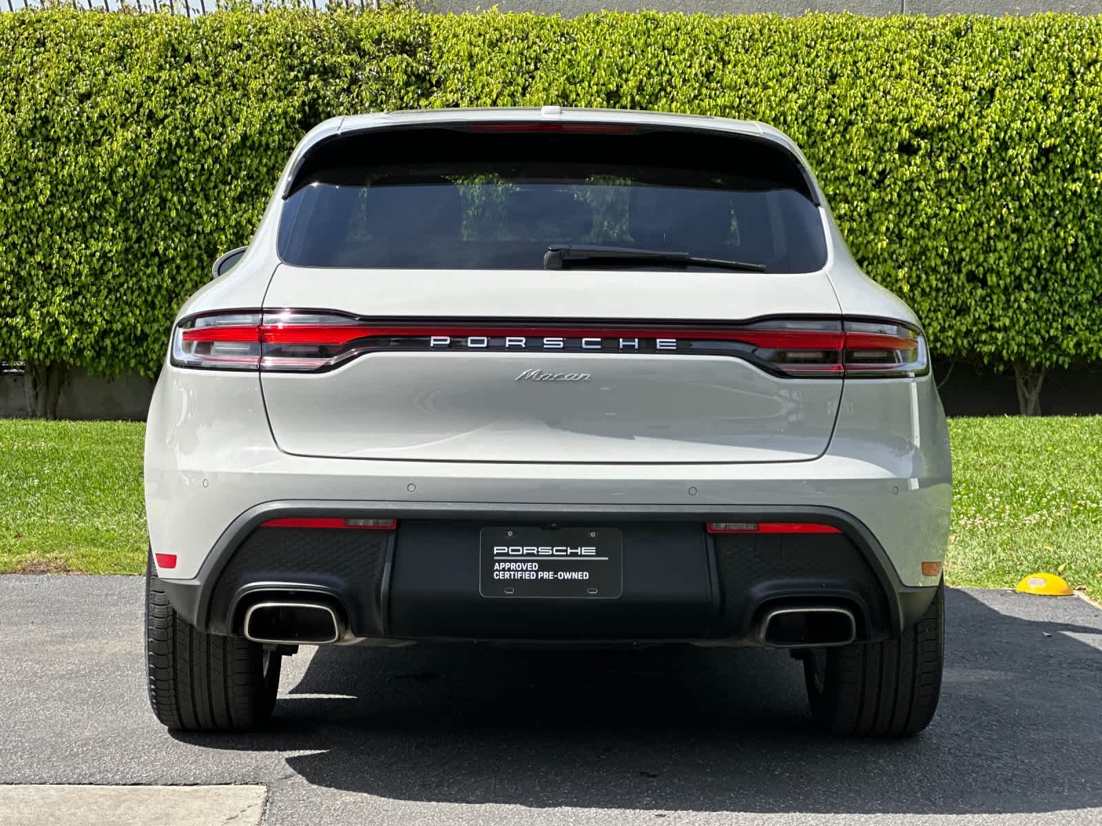 Thumbnail: 2025 Porsche Macan - 7