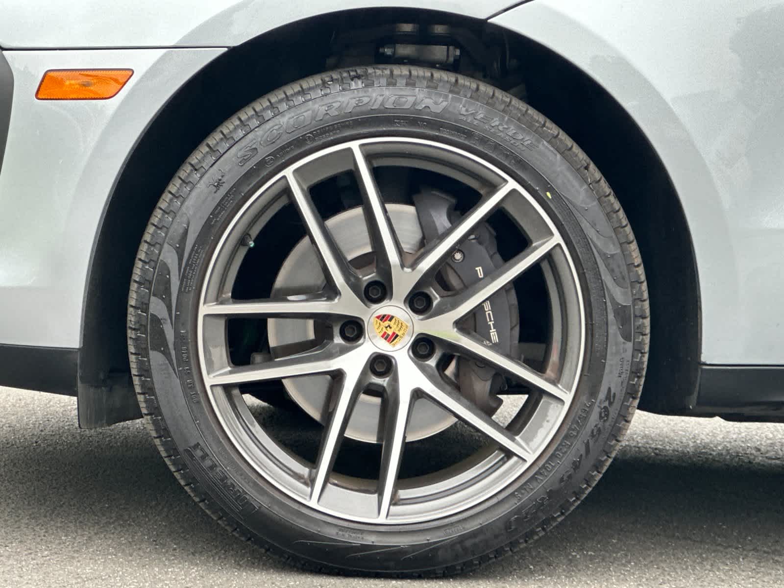 Thumbnail: 2025 Porsche Macan - 31