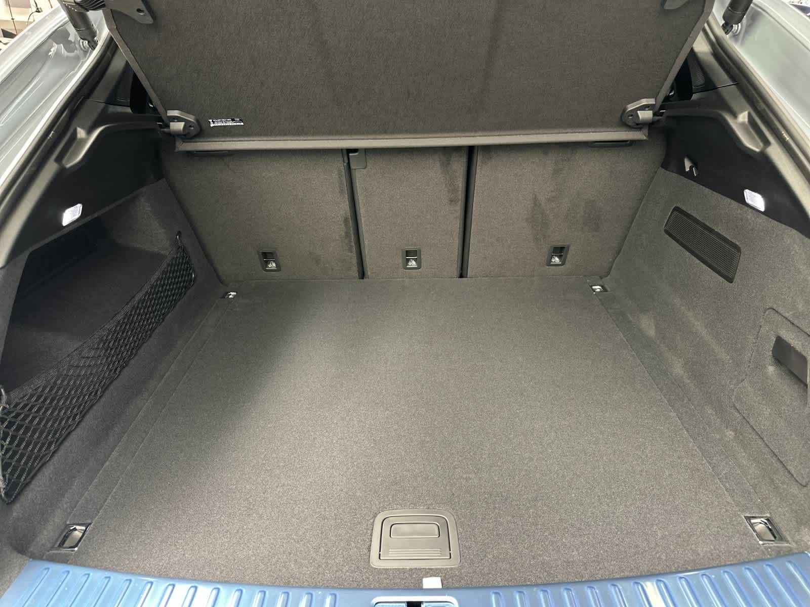 Thumbnail: 2026 Porsche Cayenne - 16