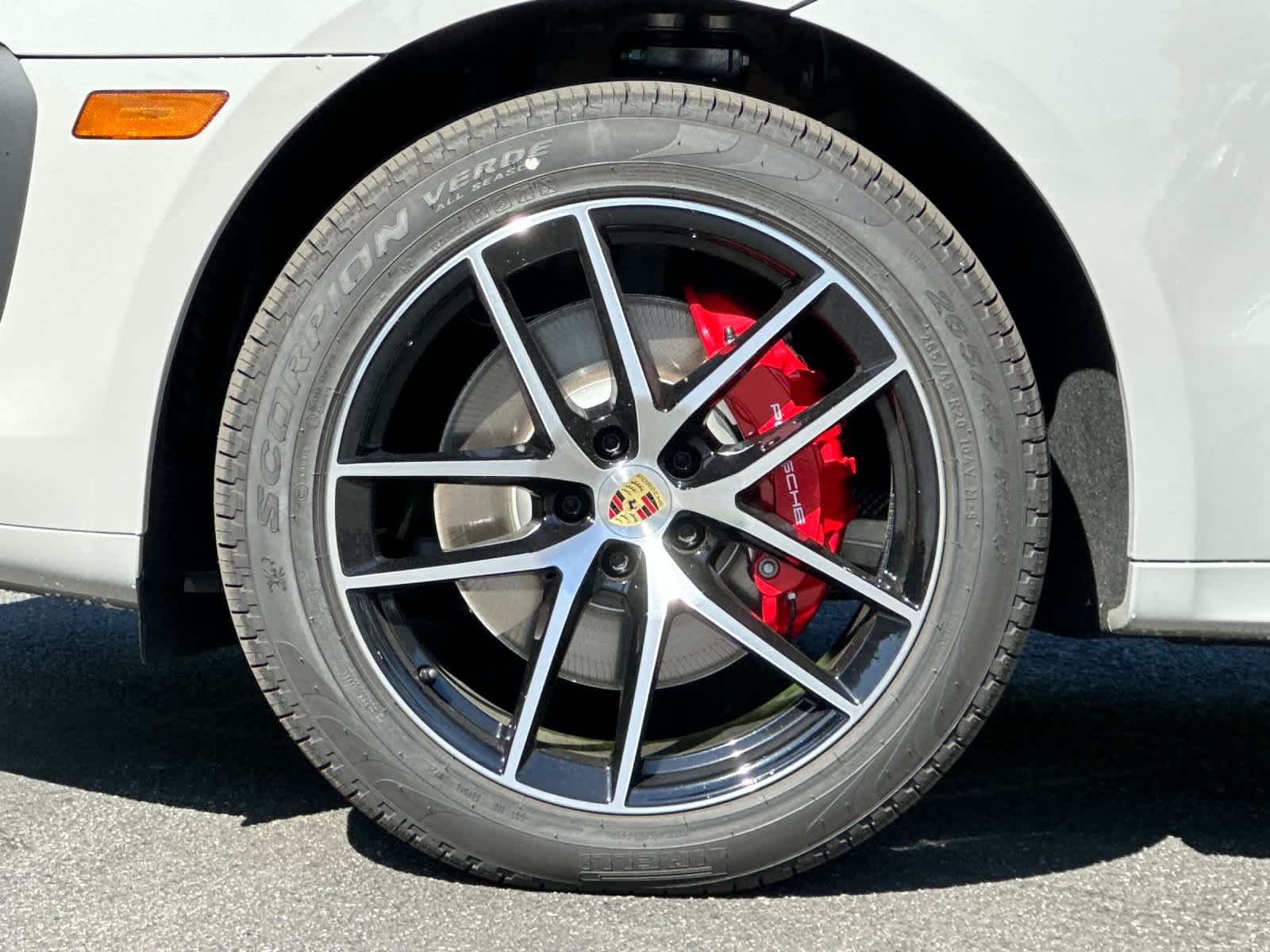 Thumbnail: 2026 Porsche Macan - 31