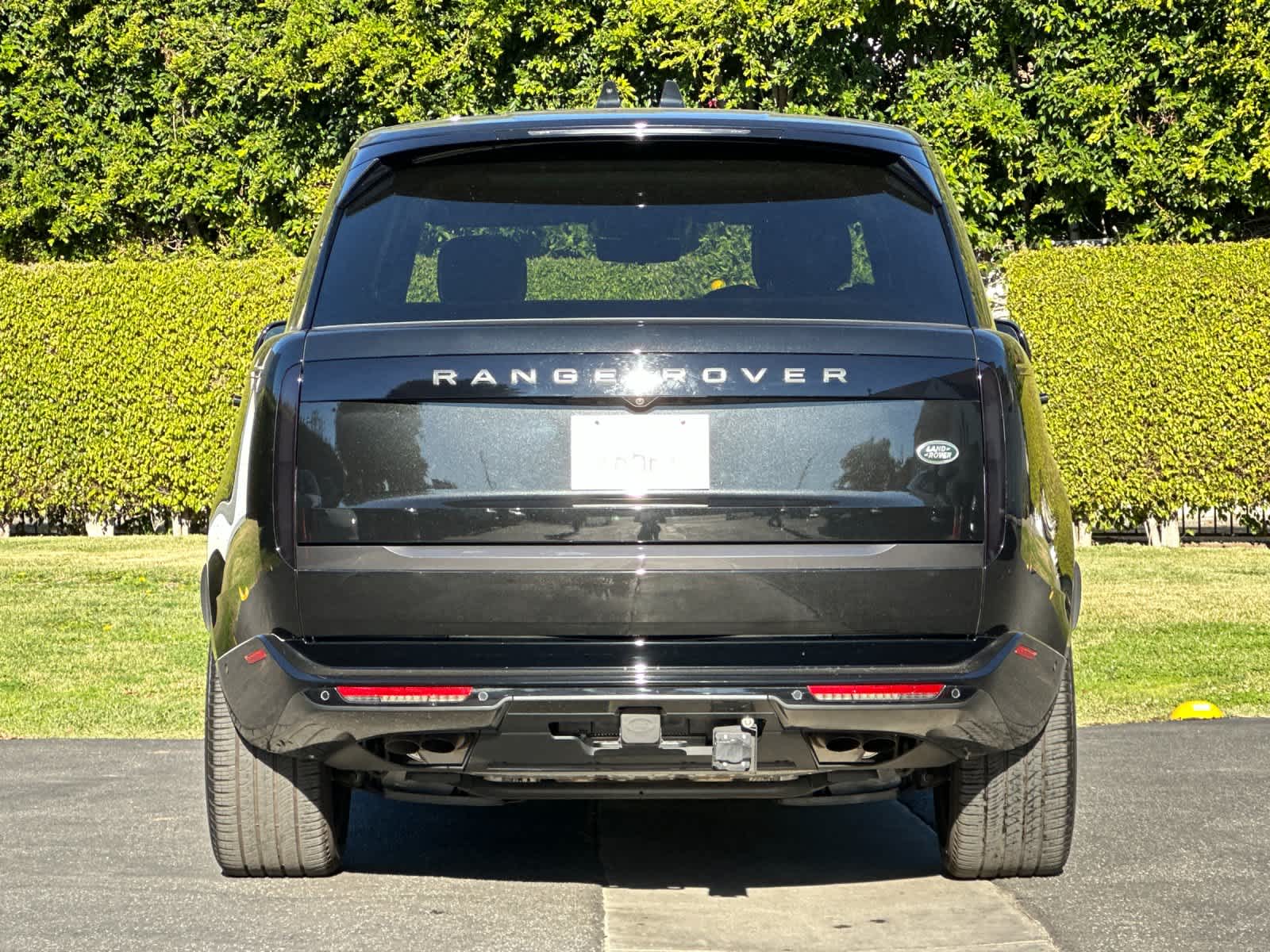 Thumbnail: 2023 Land Rover Range Rover - 7