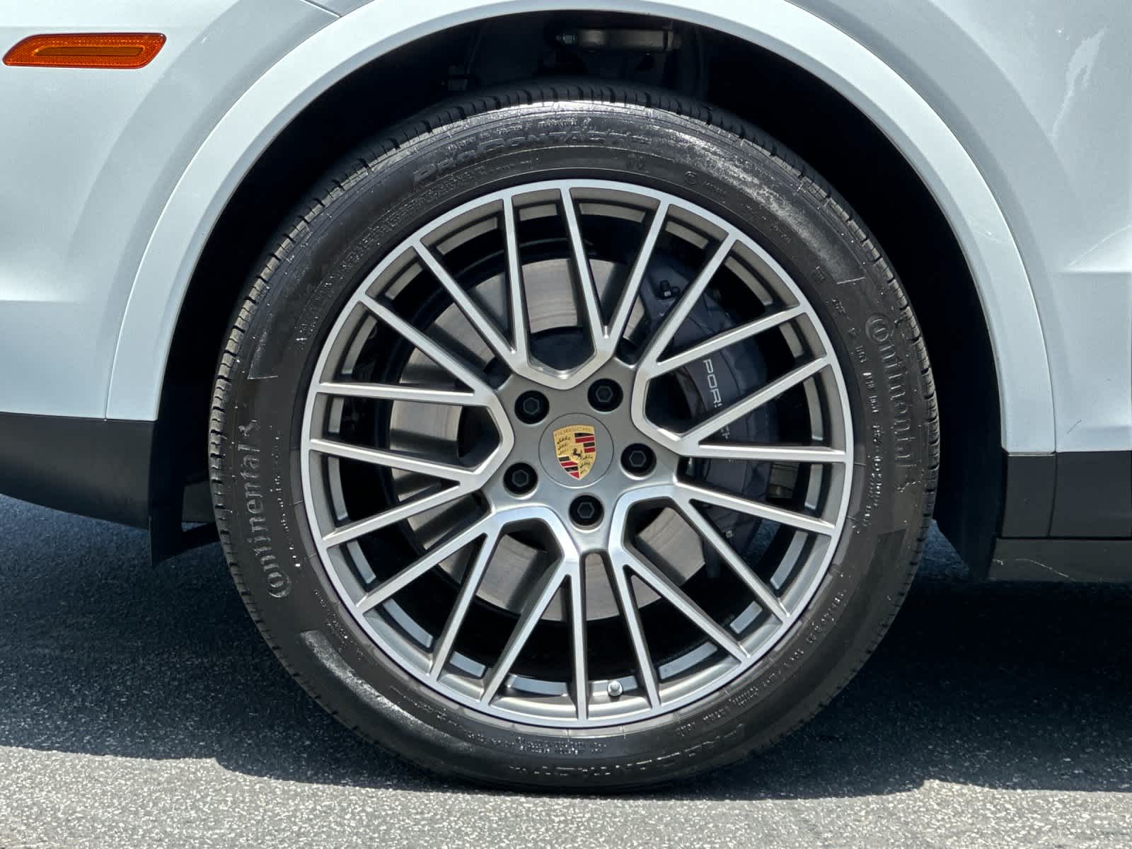 Thumbnail: 2023 Porsche Cayenne - 30
