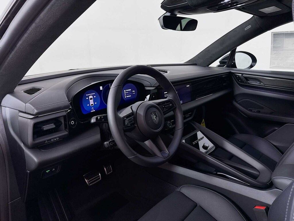 New 2025 Porsche Macan Electric Turbo SUV